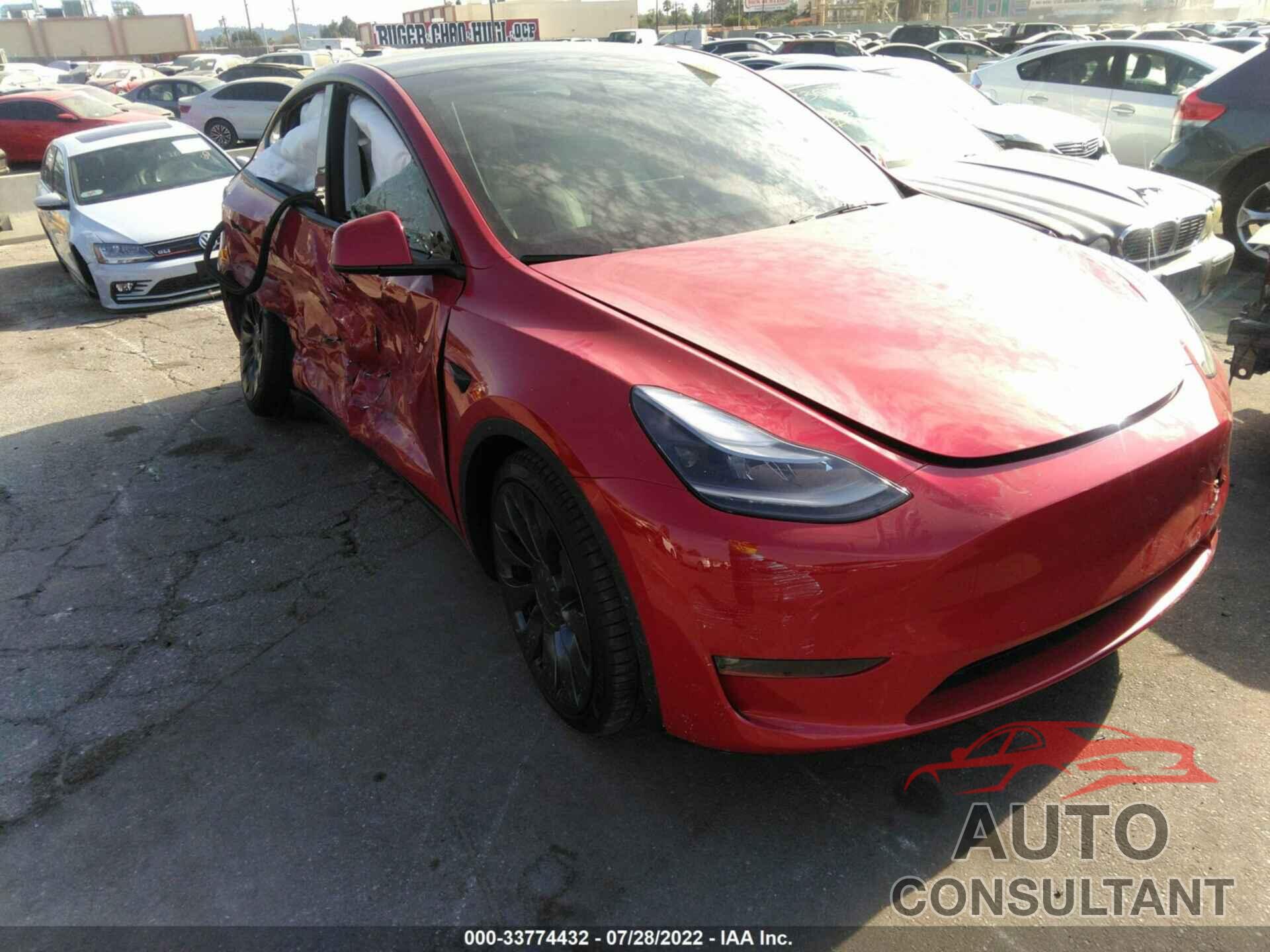 TESLA MODEL Y 2022 - 7SAYGDEF7NF393588