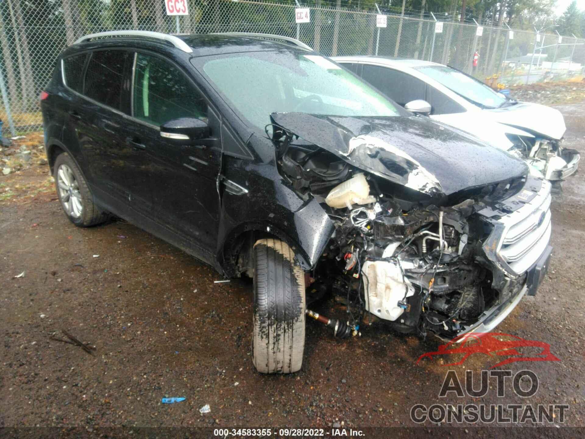 FORD ESCAPE 2018 - 1FMCU9J97JUC89760