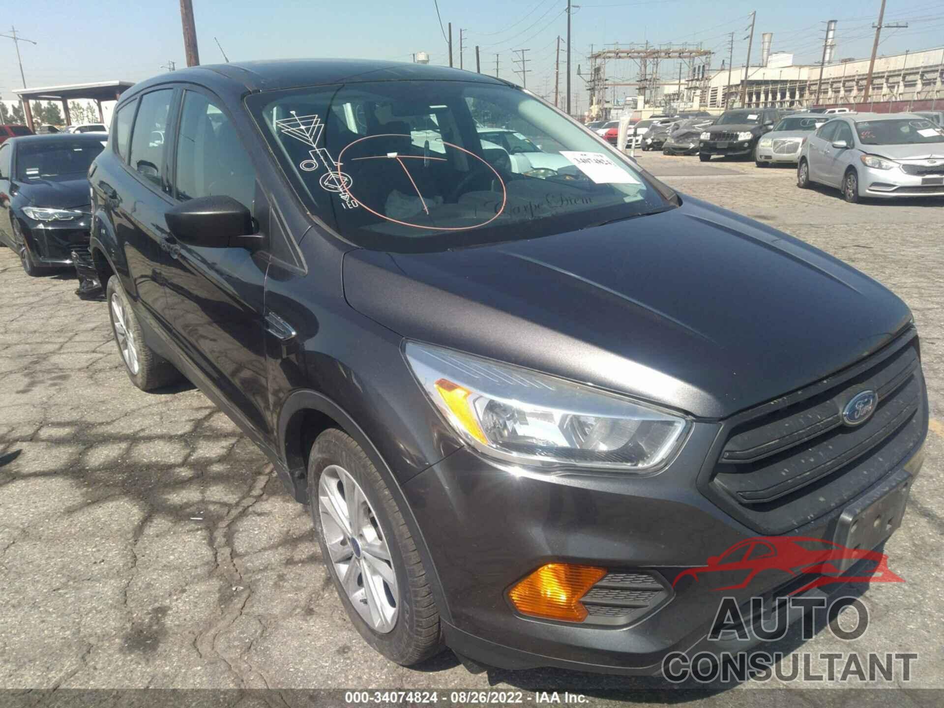 FORD ESCAPE 2017 - 1FMCU0F77HUE24054