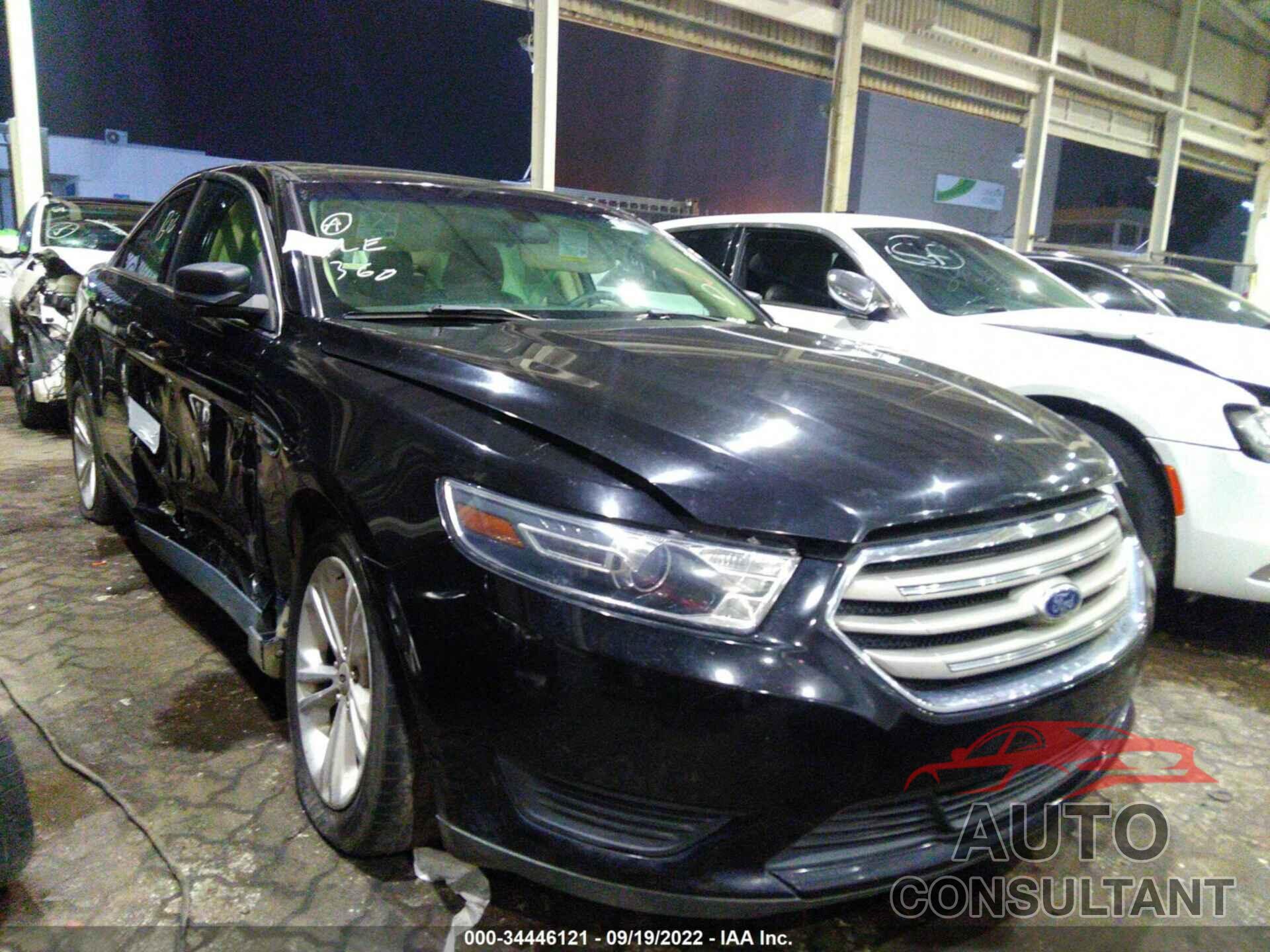 FORD TAURUS 2016 - 00AHP2D83GG116729