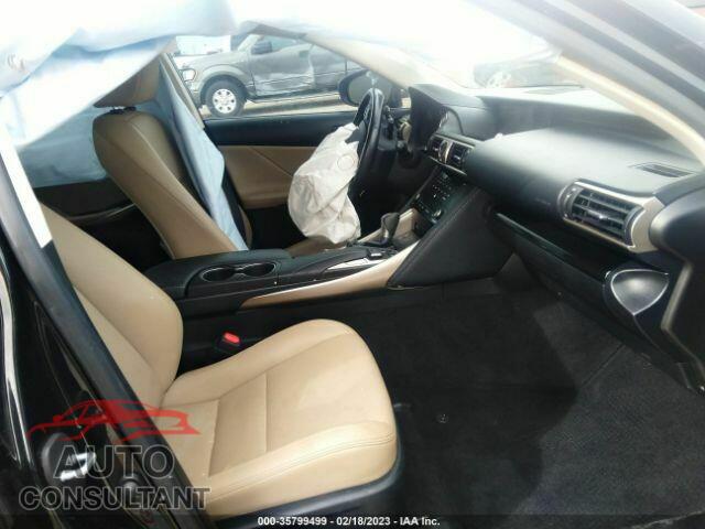 LEXUS IS 2017 - JTHBA1D22H5041735