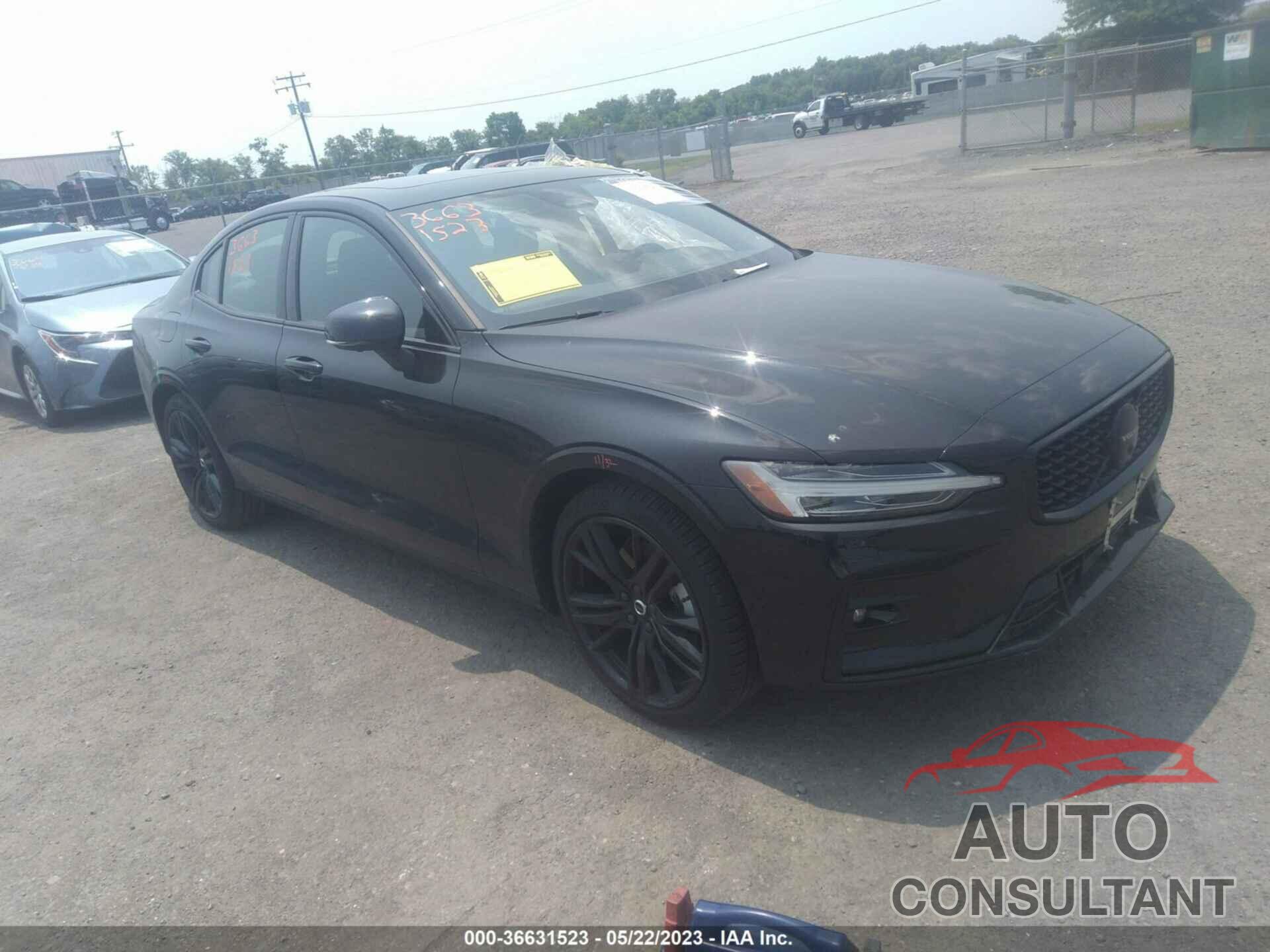 VOLVO S60 2023 - 7JRL12FT9PG249066