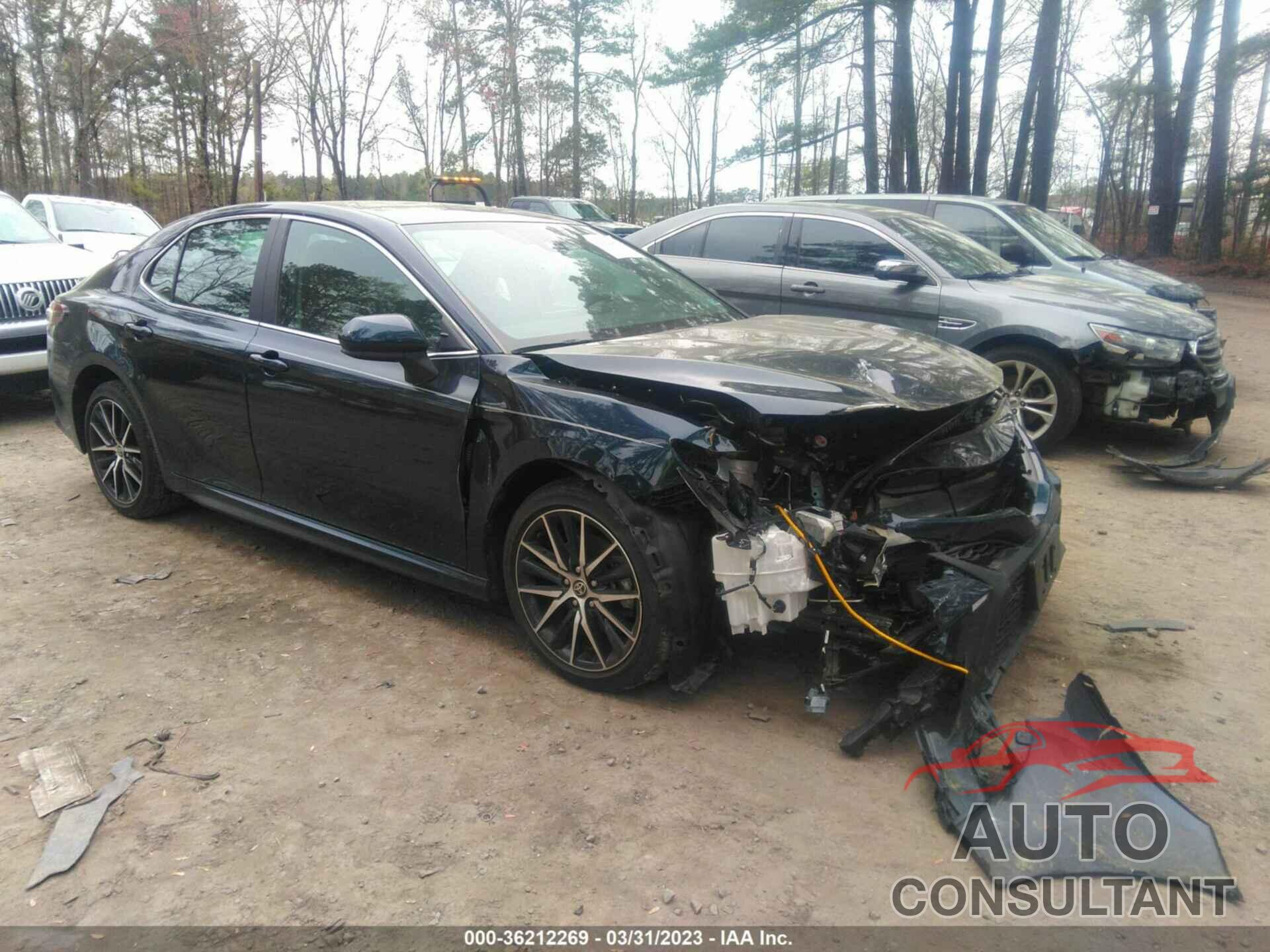 TOYOTA CAMRY 2021 - 4T1G11AK0MU526558