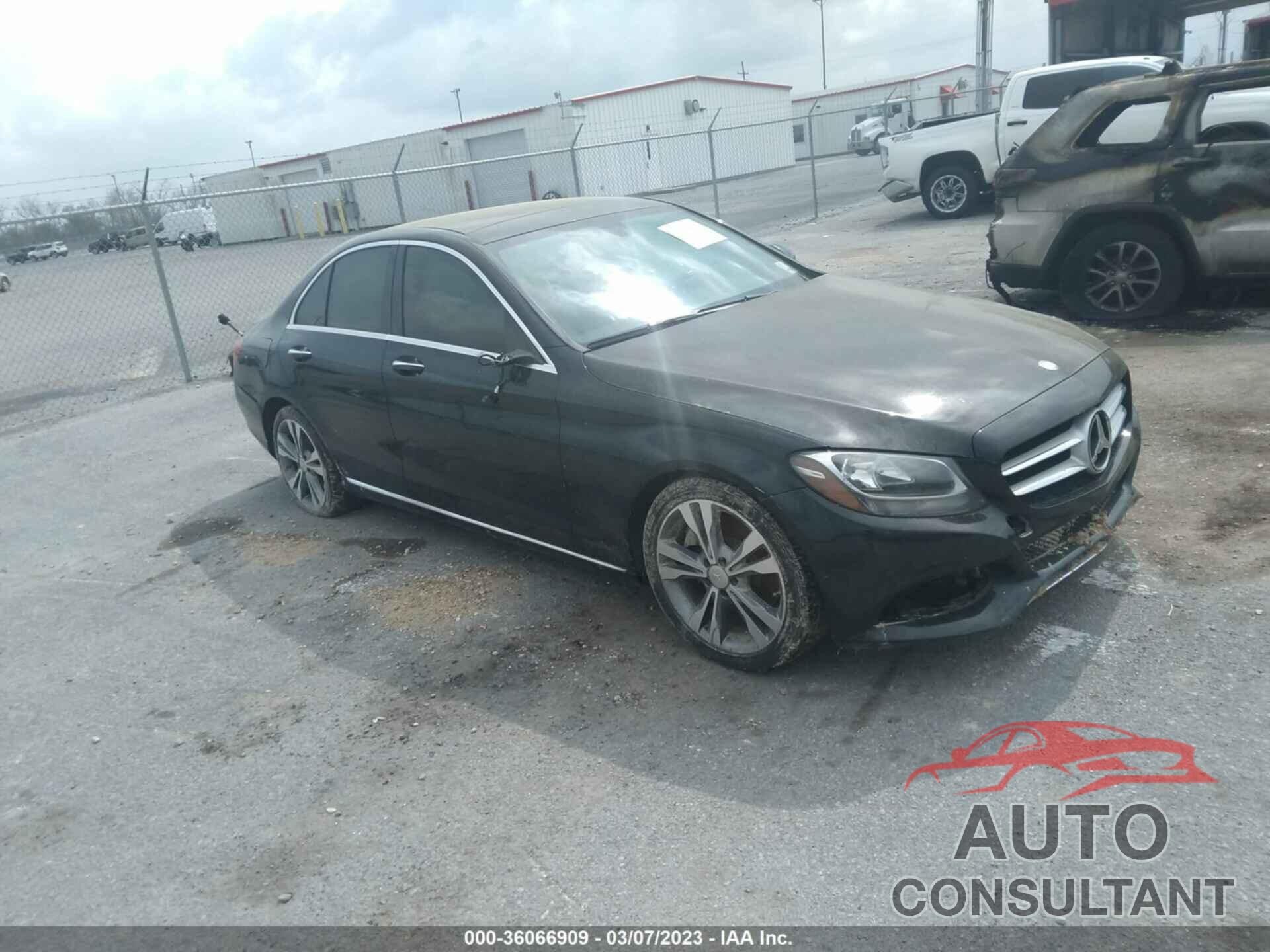 MERCEDES-BENZ C-CLASS 2015 - 55SWF4JB7FU070345