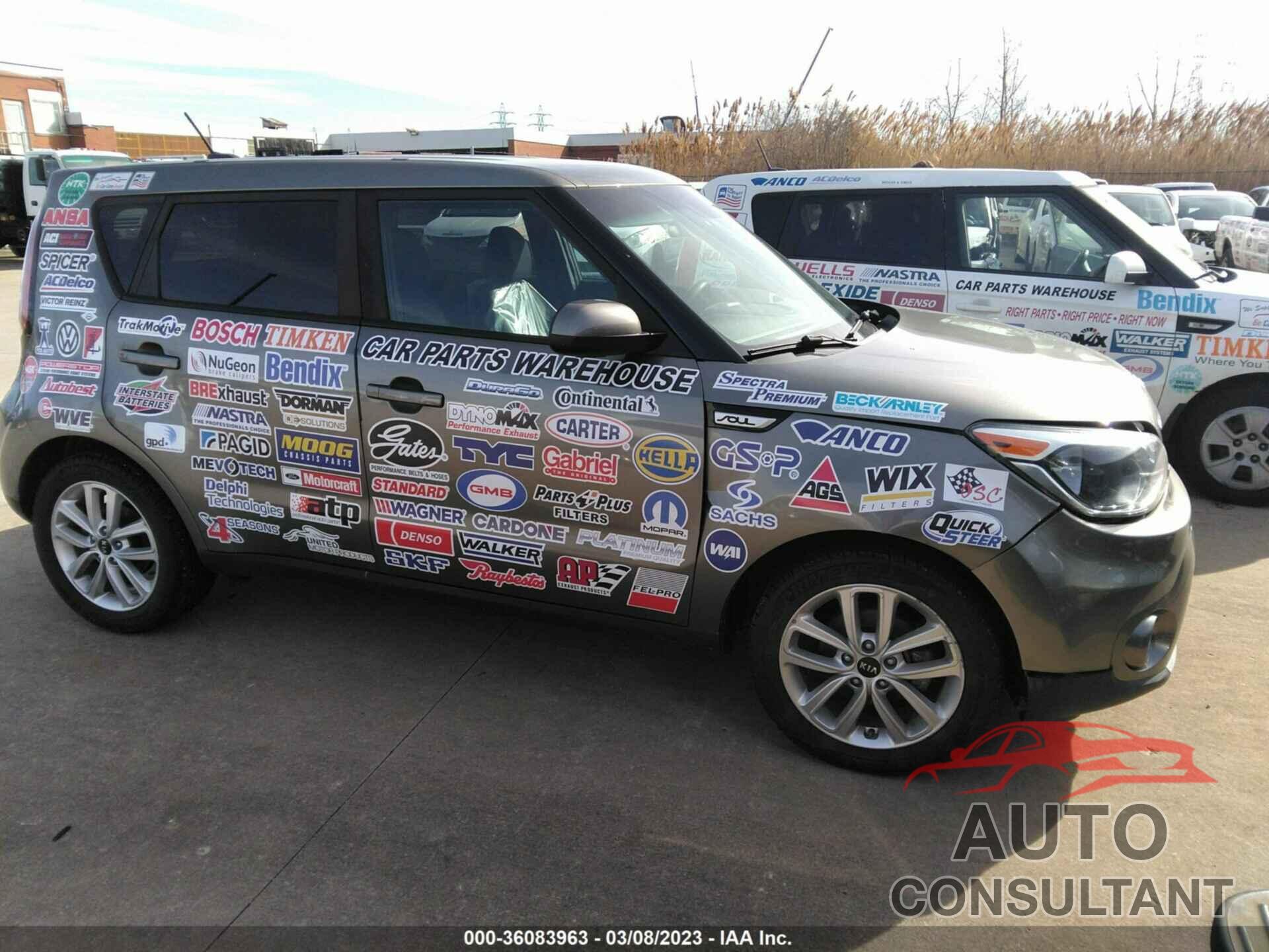 KIA SOUL 2017 - KNDJP3A59H7436571