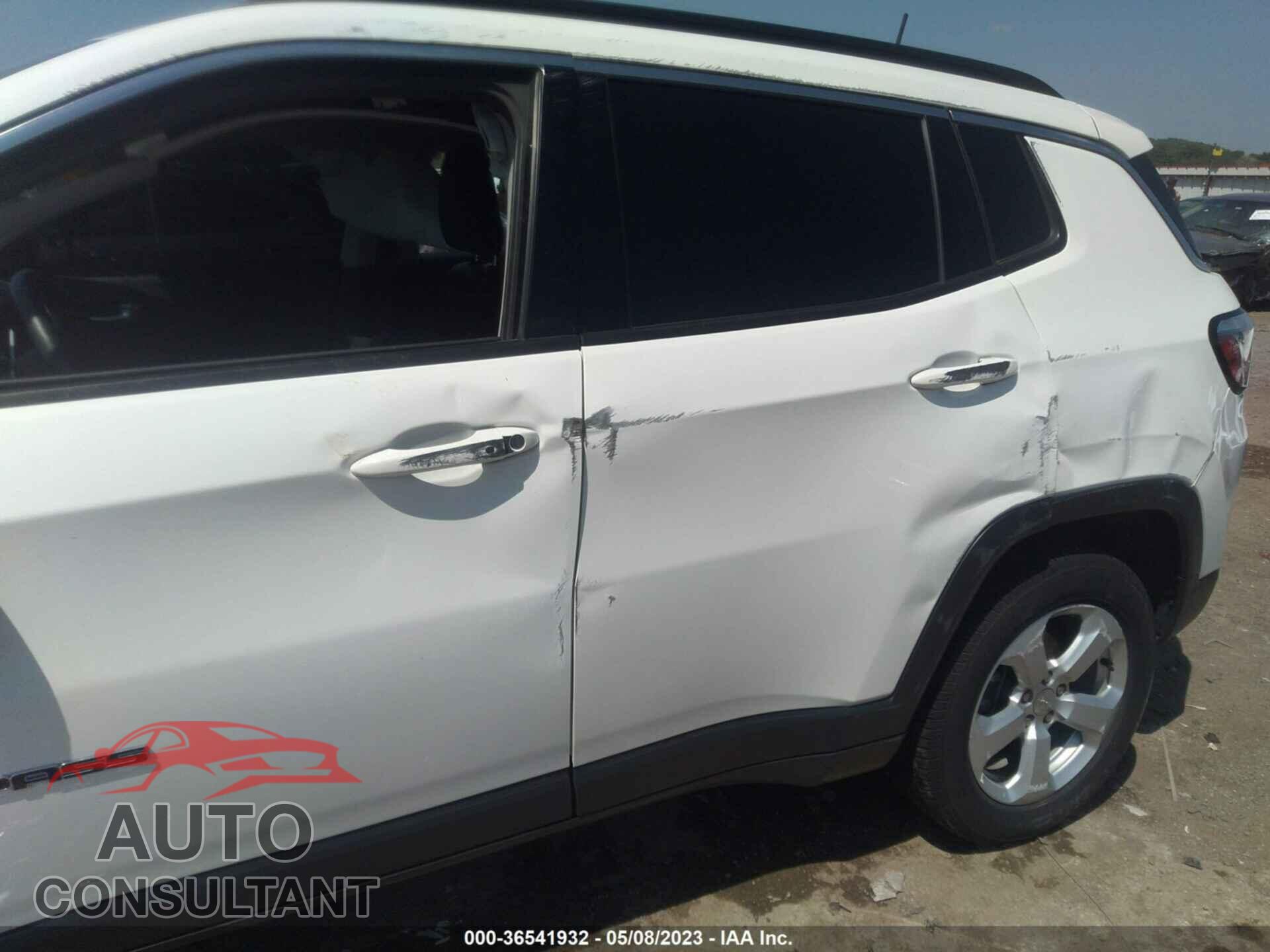 JEEP COMPASS 2017 - 3C4NJDBB2HT679700