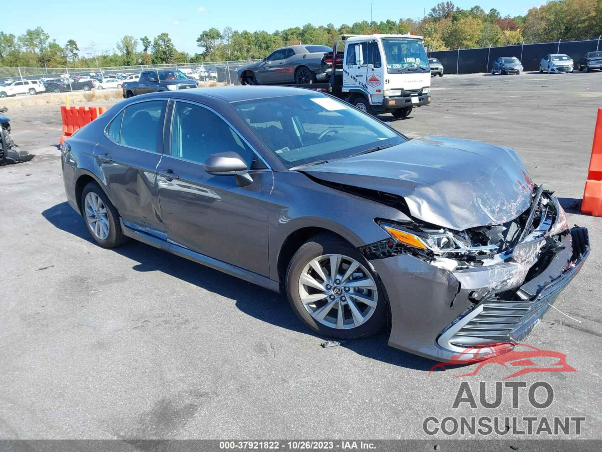 TOYOTA CAMRY 2023 - 4T1C11AK2PU839632