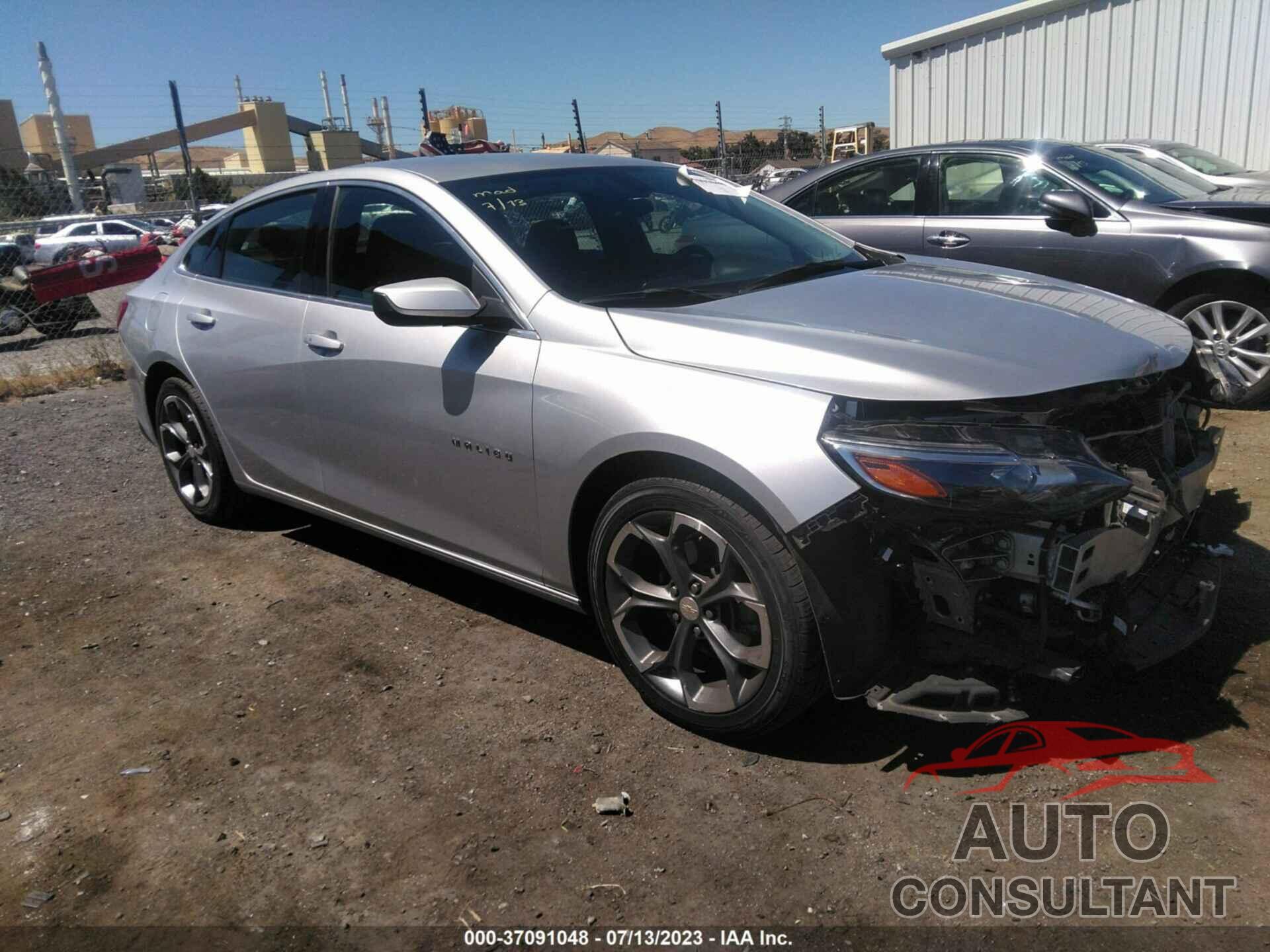 CHEVROLET MALIBU 2021 - 1G1ZD5ST3MF027916