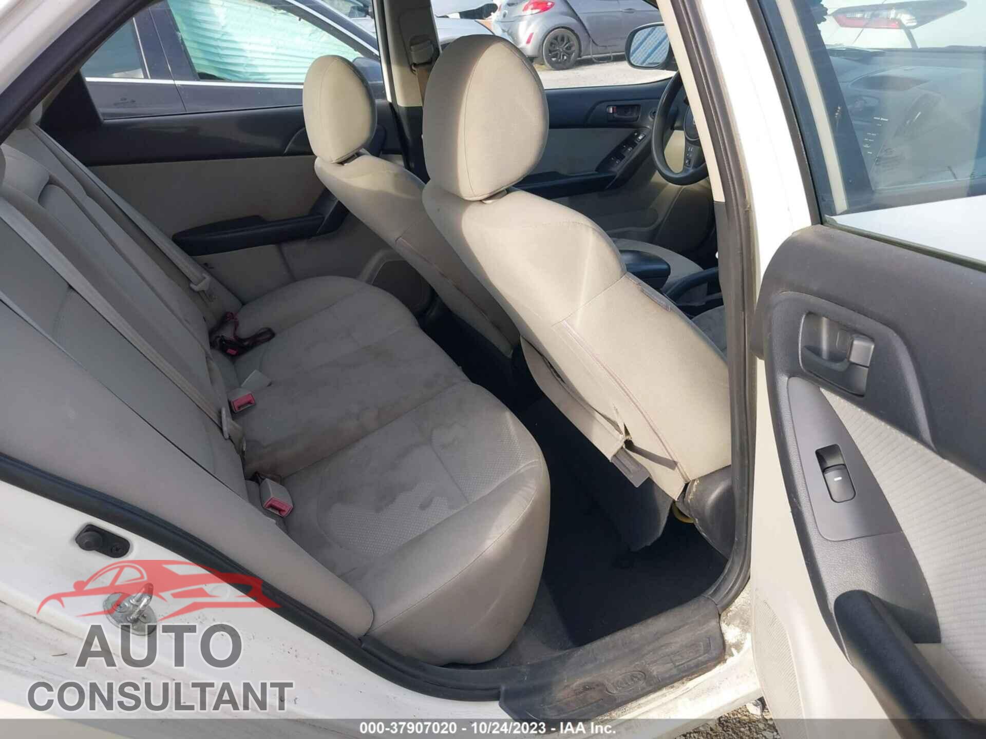 KIA FORTE 2010 - KNAFU4A28A5116652