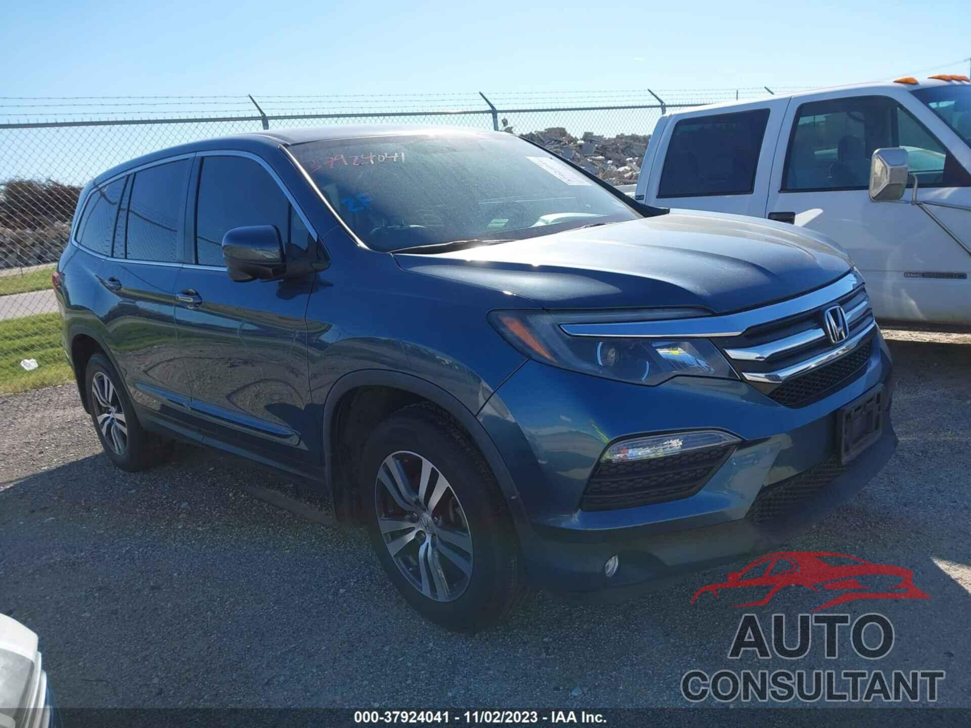 HONDA PILOT 2018 - 5FNYF5H31JB004445