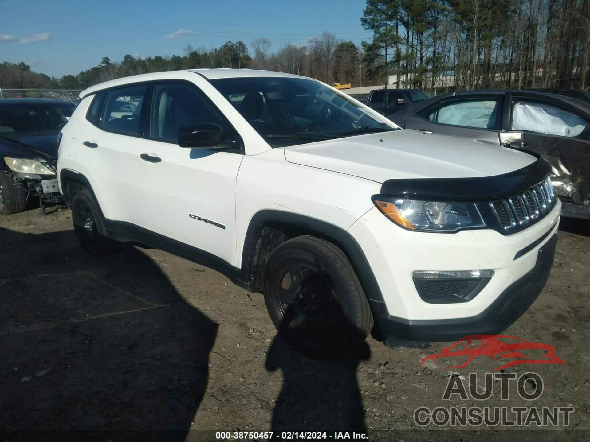 JEEP COMPASS 2018 - 3C4NJCAB1JT471387