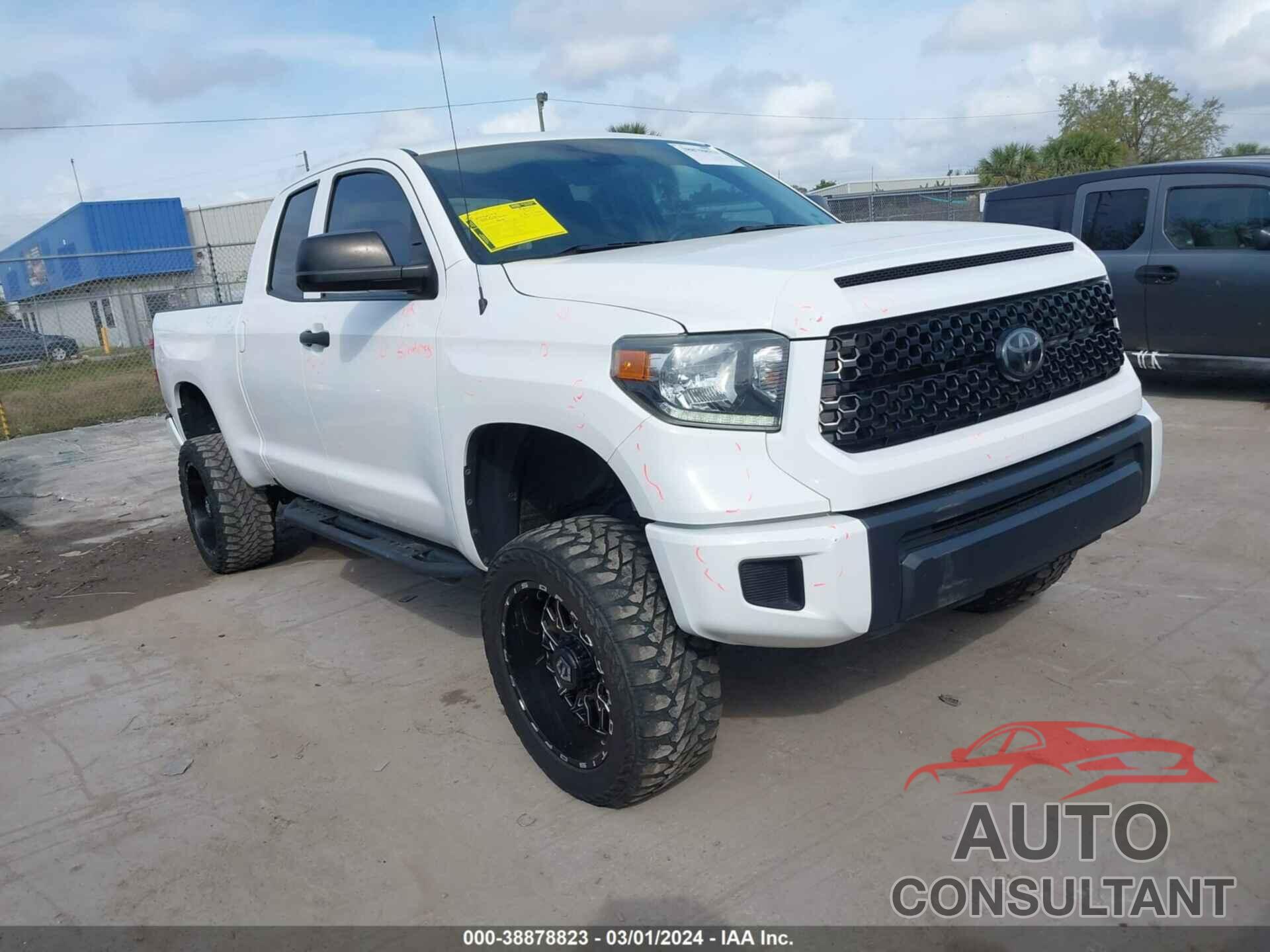 TOYOTA TUNDRA 2019 - 5TFUY5F15KX836078