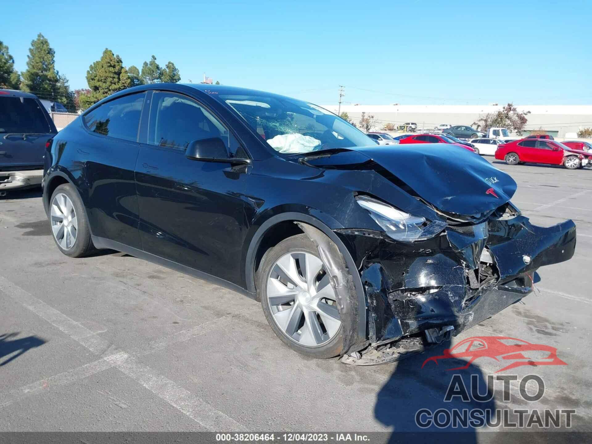 TESLA MODEL Y 2020 - 5YJYGDEE5LF012371