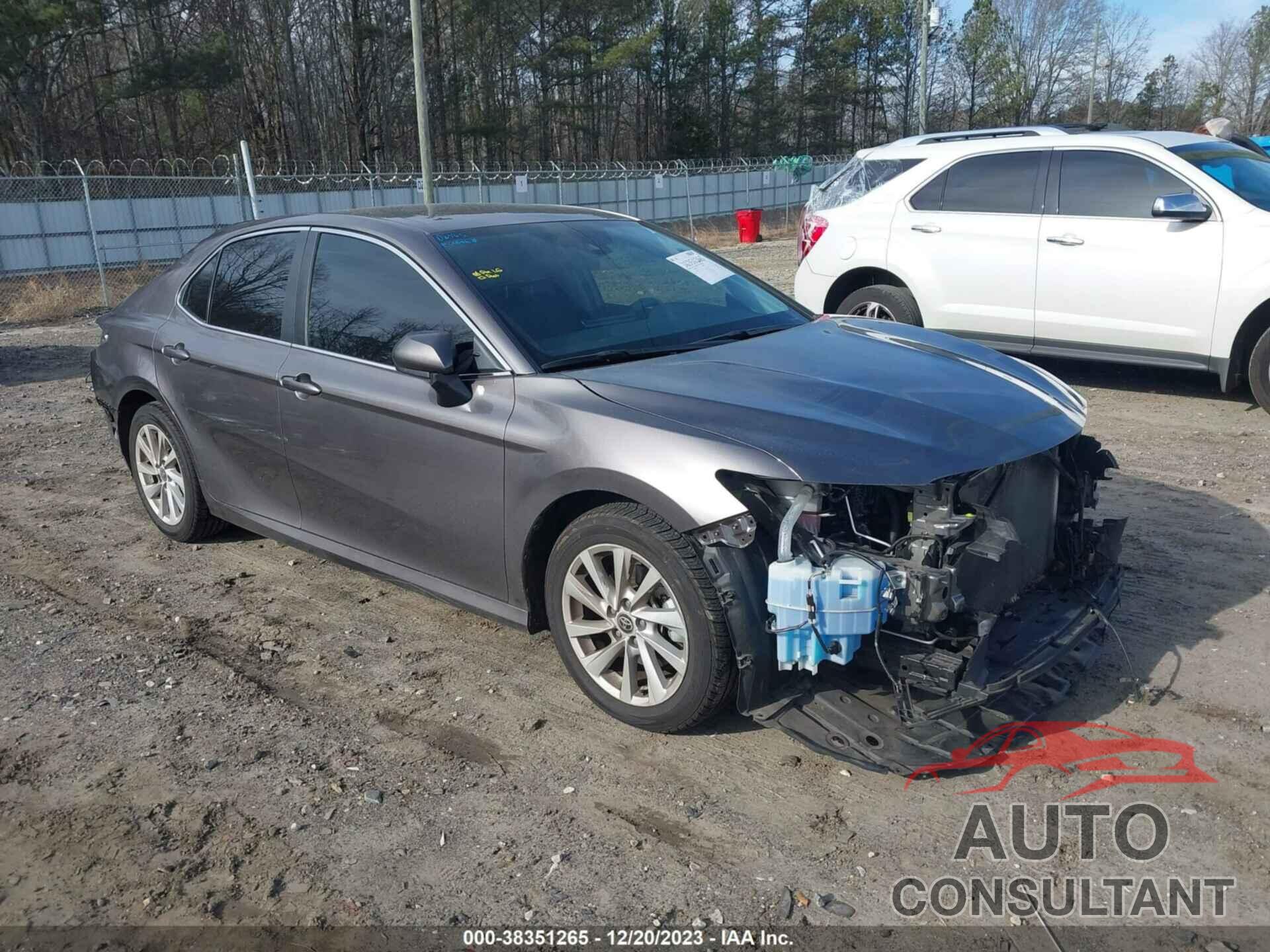 TOYOTA CAMRY 2021 - 4T1C11AK3MU452390