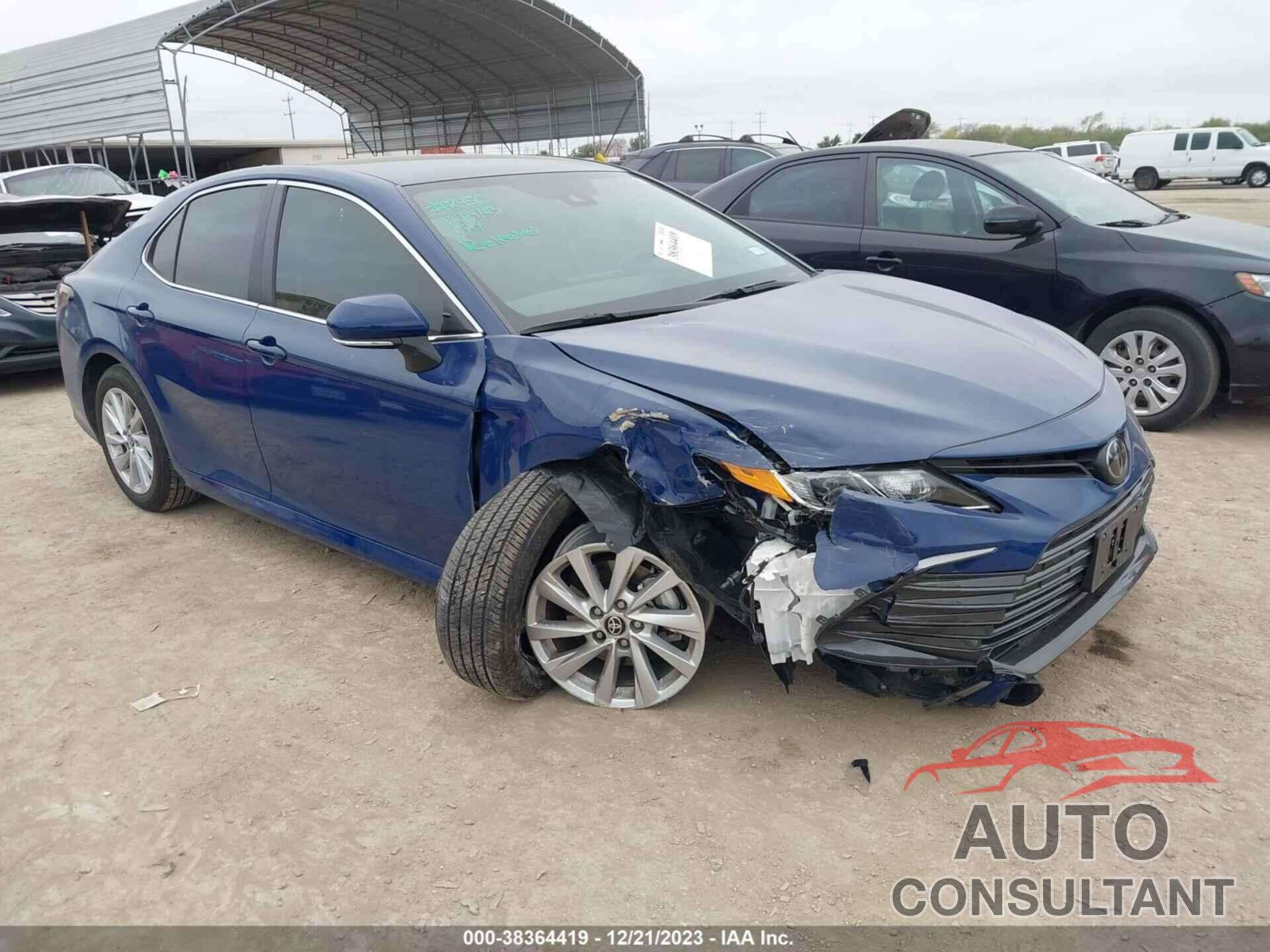 TOYOTA CAMRY 2023 - 4T1R11AK3PU186285
