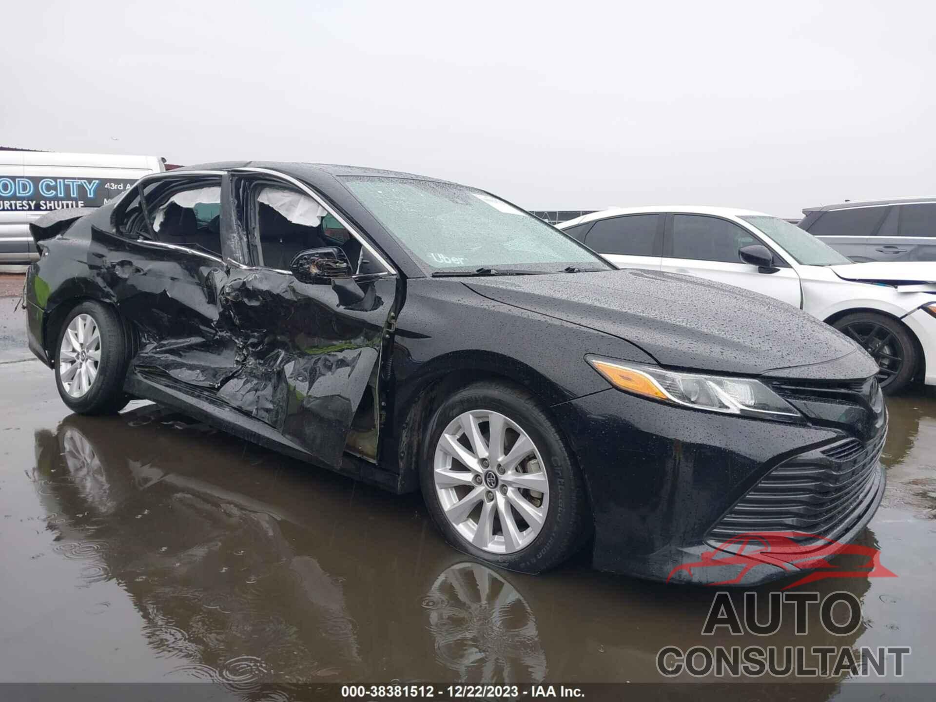 TOYOTA CAMRY 2019 - 4T1B11HK3KU725245