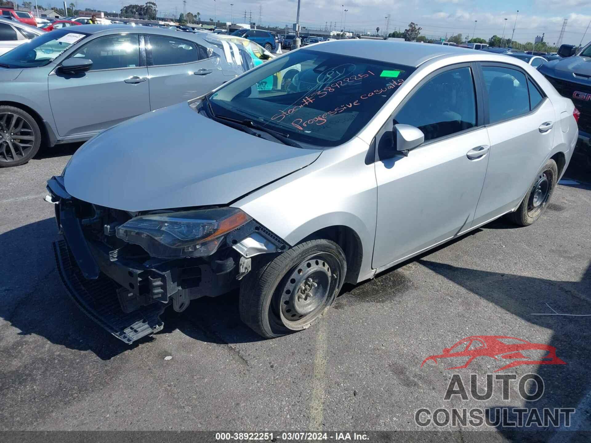 TOYOTA COROLLA 2018 - 2T1BURHE0JC086306