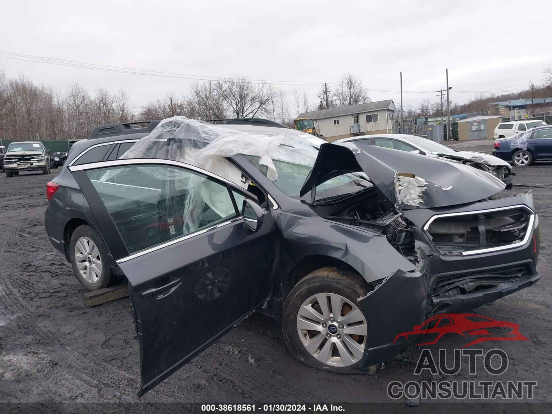 SUBARU OUTBACK 2018 - 4S4BSACC3J3254344