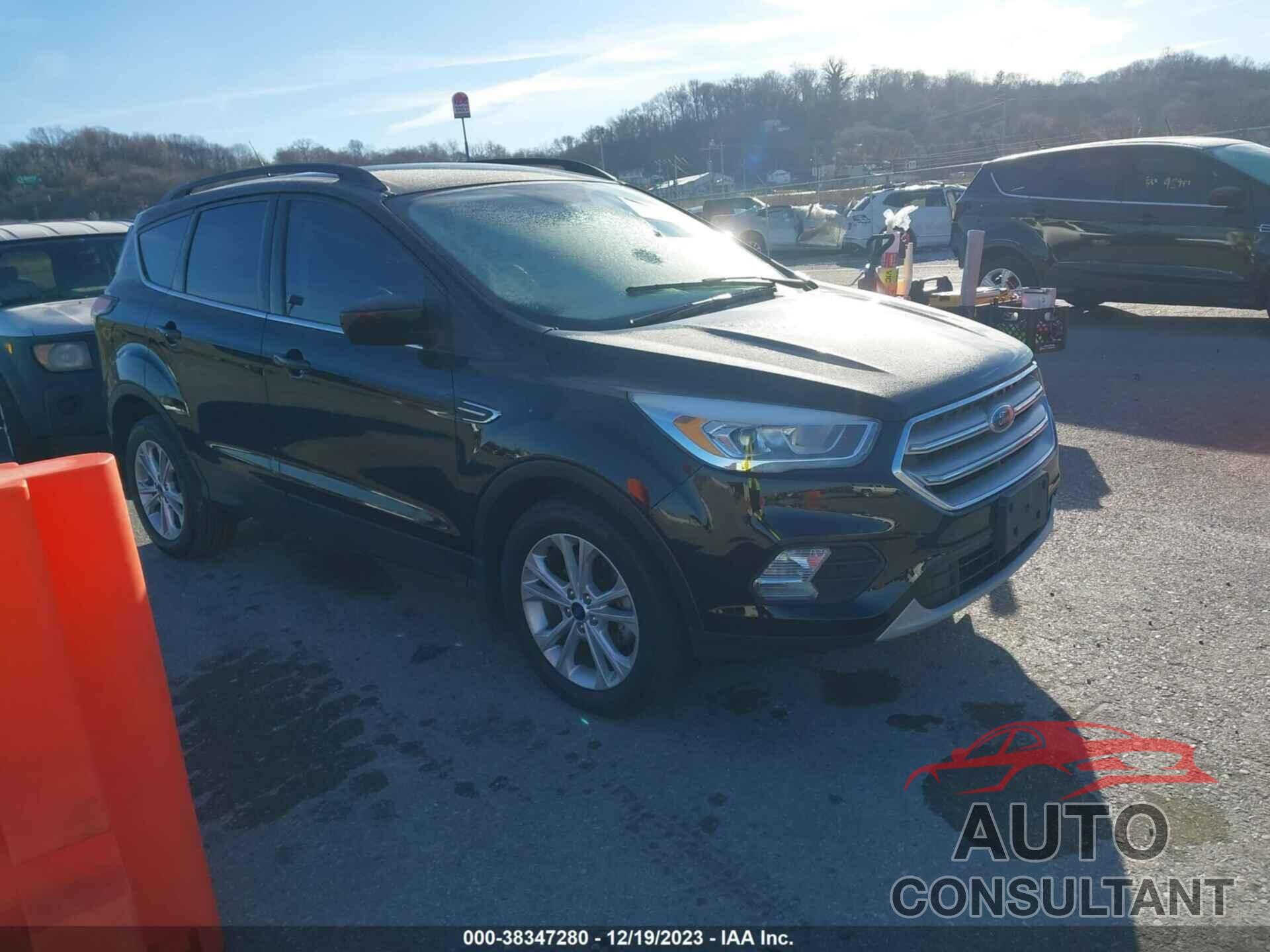 FORD ESCAPE 2018 - 1FMCU0HD0JUC02934