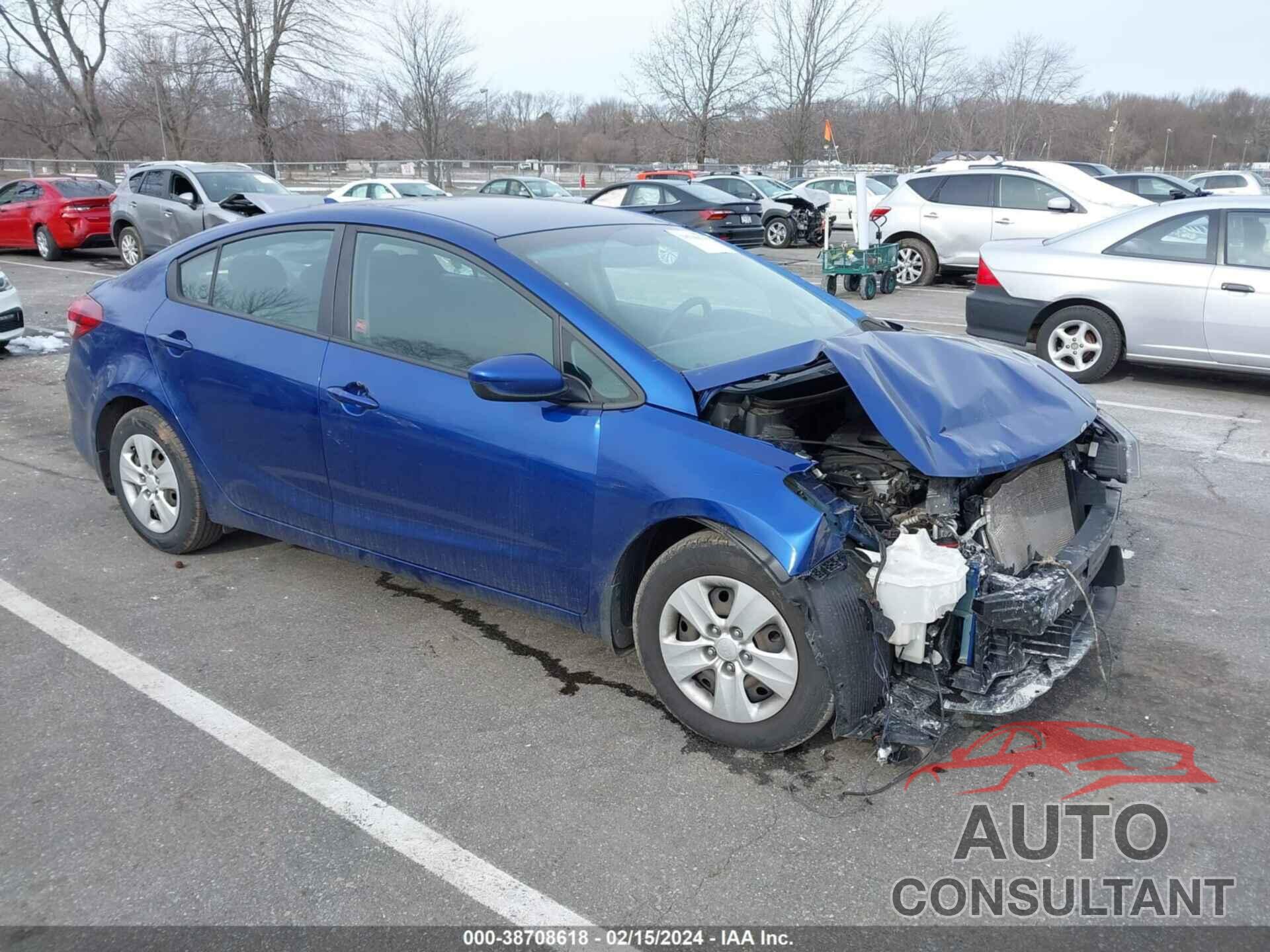 KIA FORTE 2018 - 3KPFK4A76JE220002