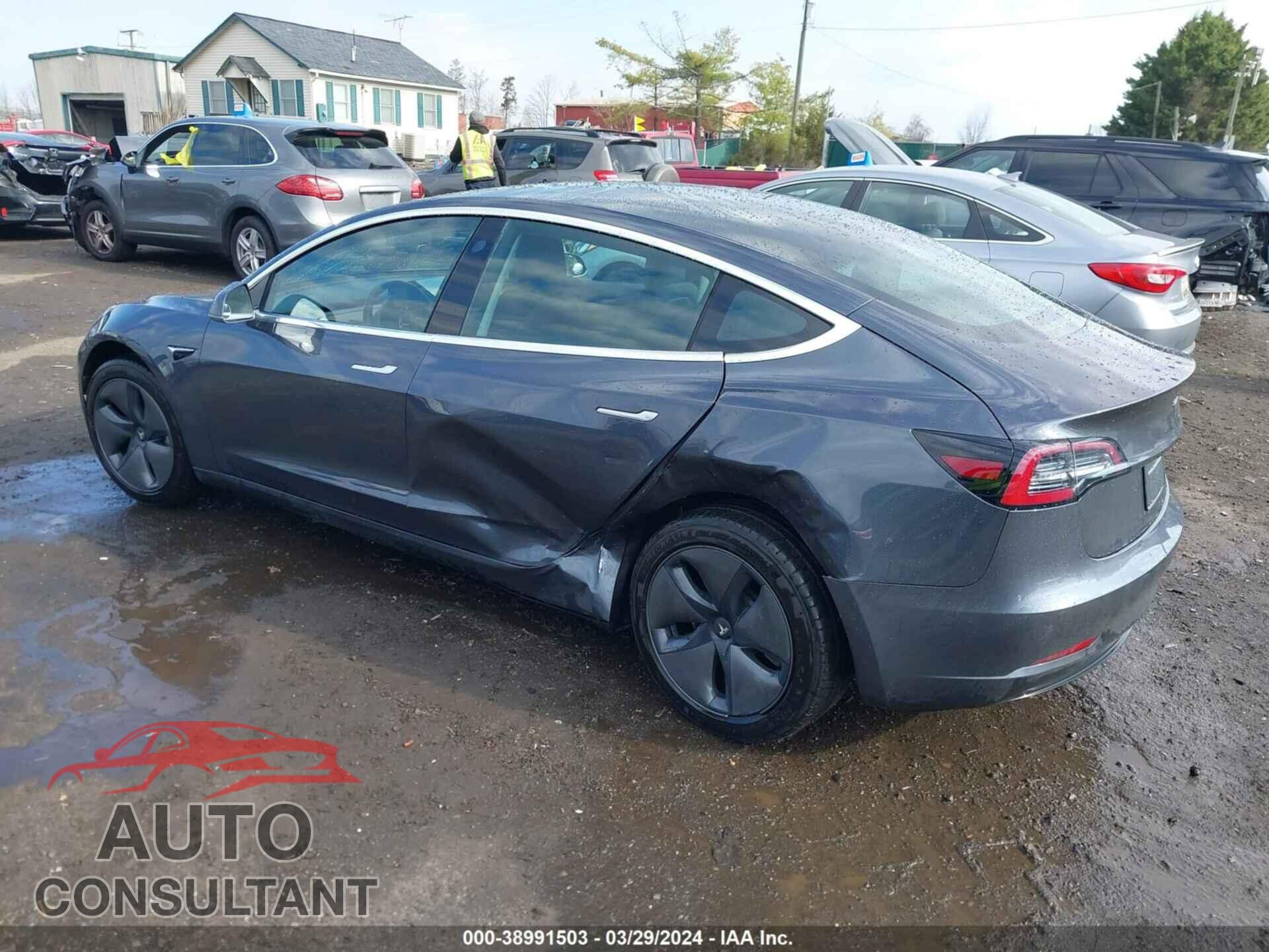 TESLA MODEL 3 2019 - 5YJ3E1EA5KF411002