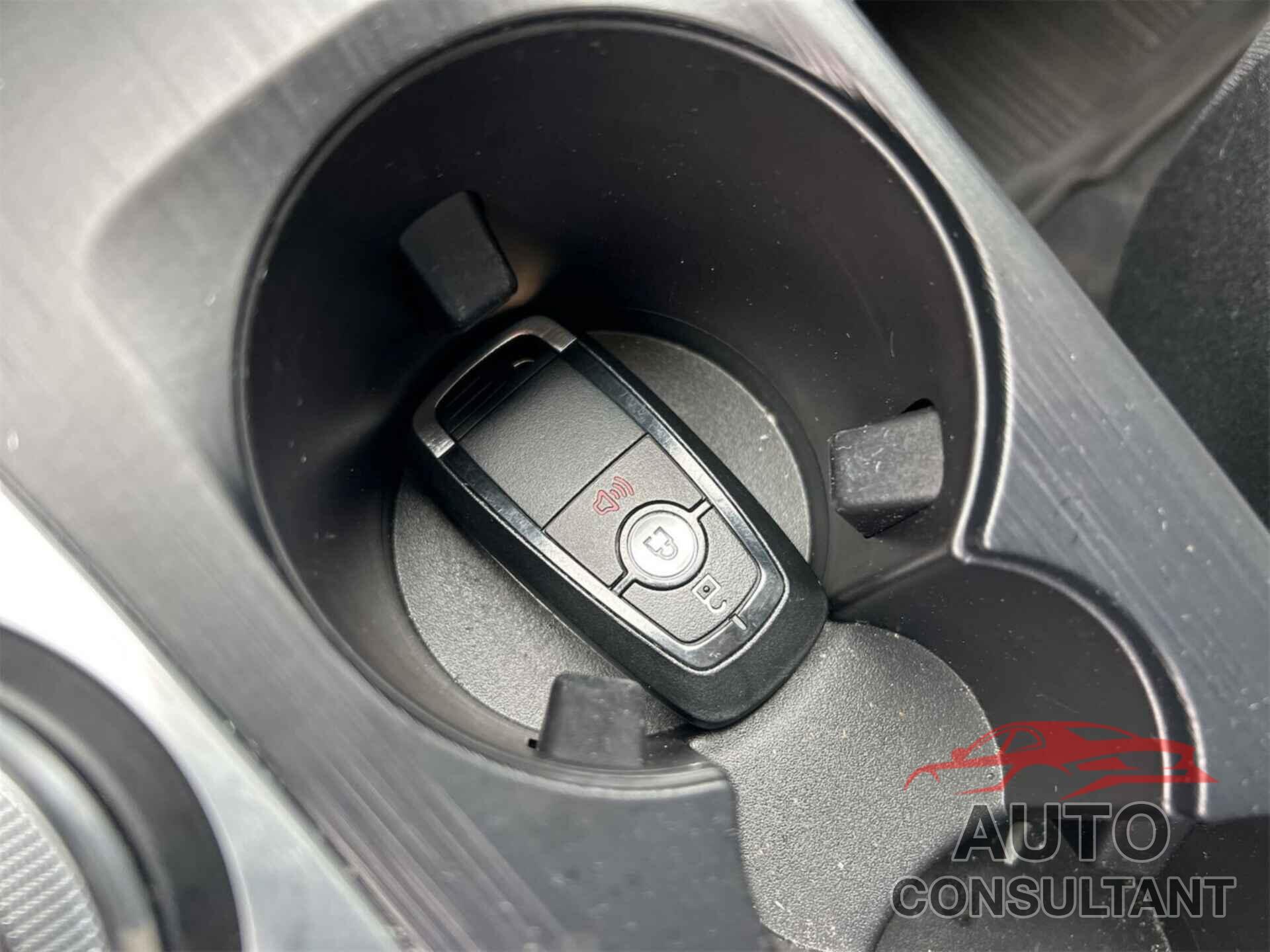 FORD ESCAPE 2022 - 1FMCU0G69NUB54651