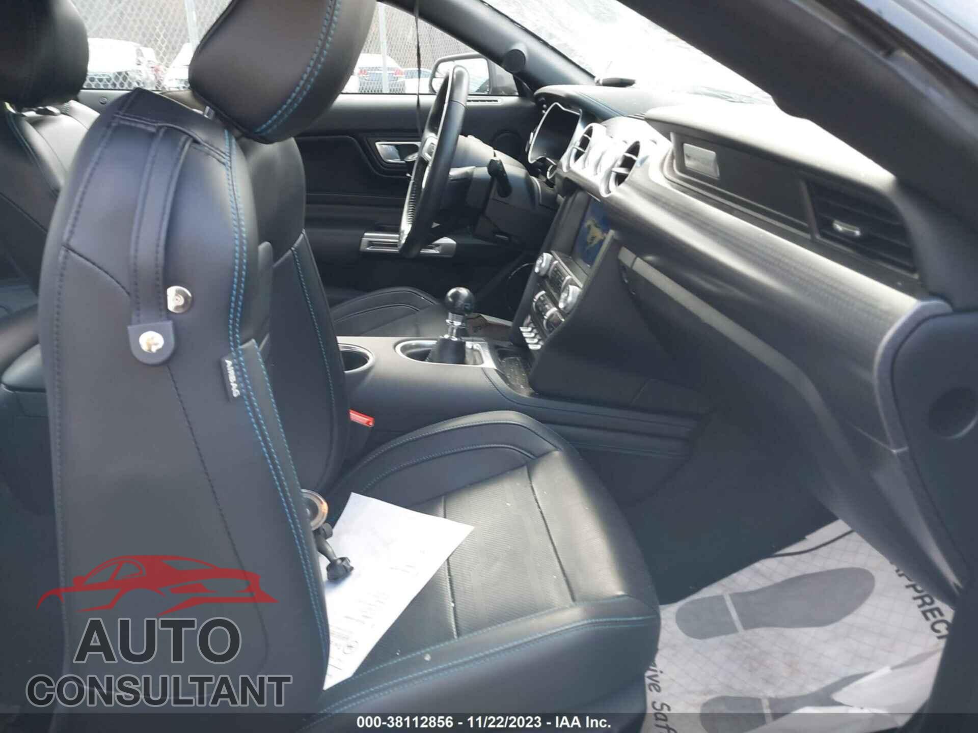 FORD MUSTANG 2018 - 1FA6P8CF1J5158409
