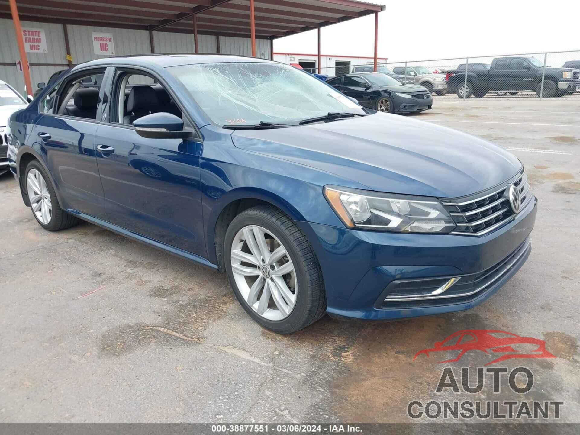 VOLKSWAGEN PASSAT 2019 - 1VWLA7A3XKC002221