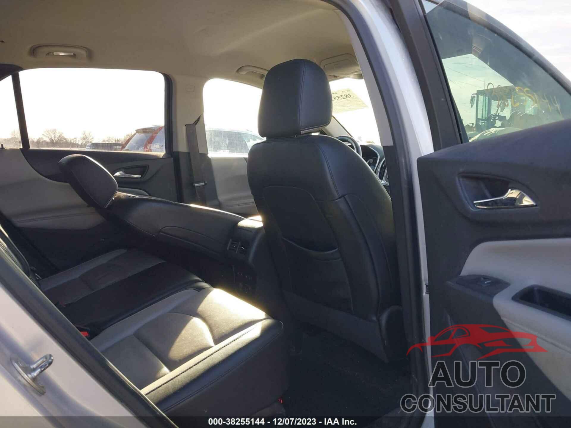 CHEVROLET EQUINOX 2018 - 2GNAXVEV5J6279303