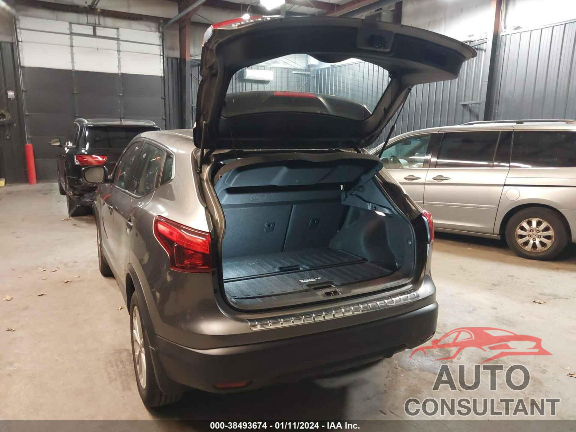 NISSAN ROGUE SPORT 2019 - JN1BJ1CP8KW526545