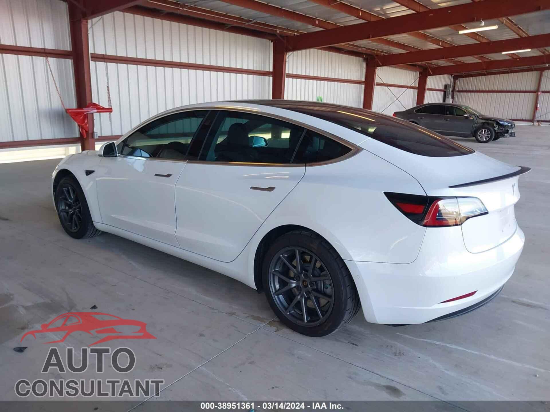 TESLA MODEL 3 2018 - 5YJ3E1EA2JF017410