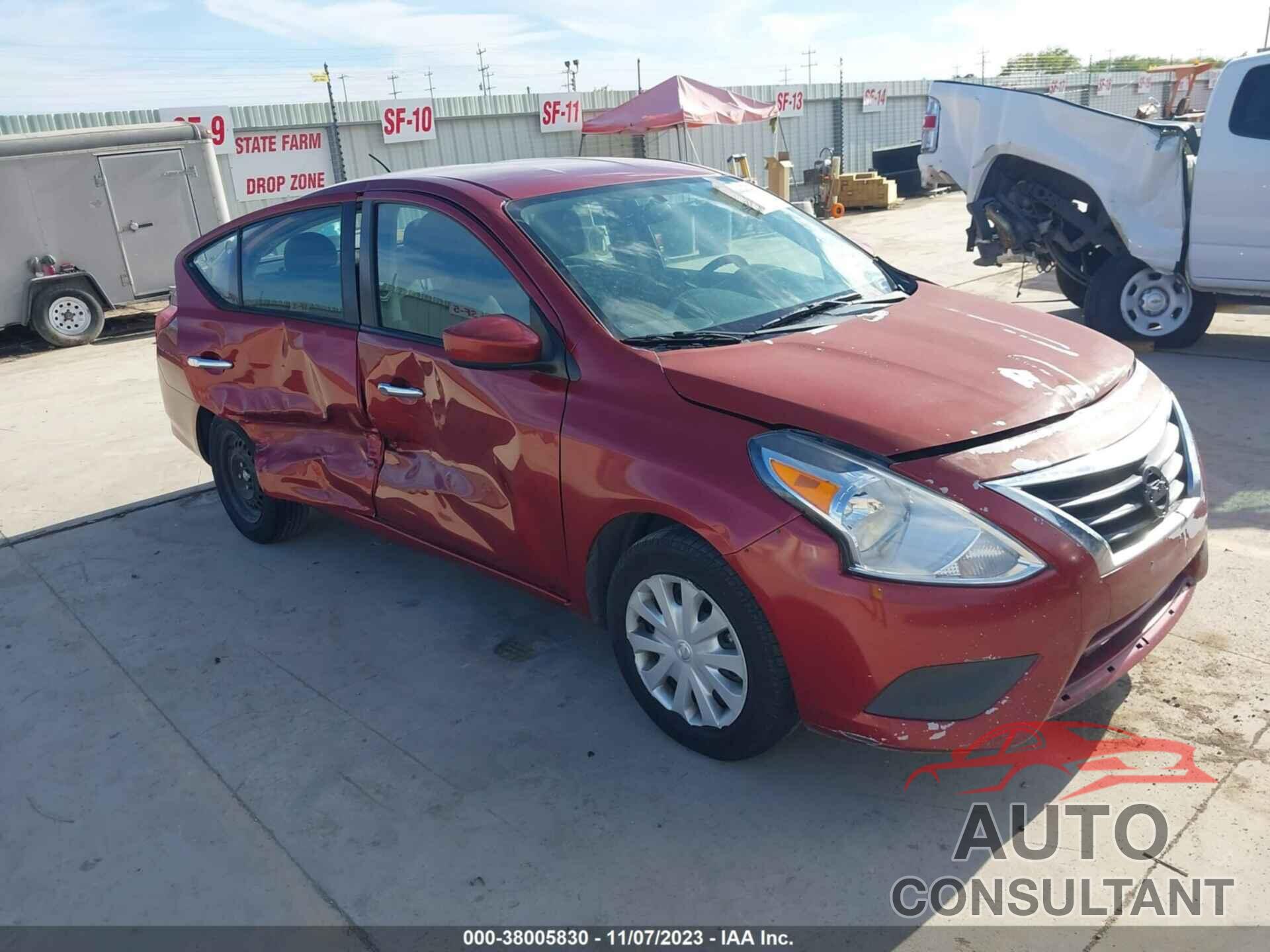 NISSAN VERSA 2017 - 3N1CN7AP7HK427069