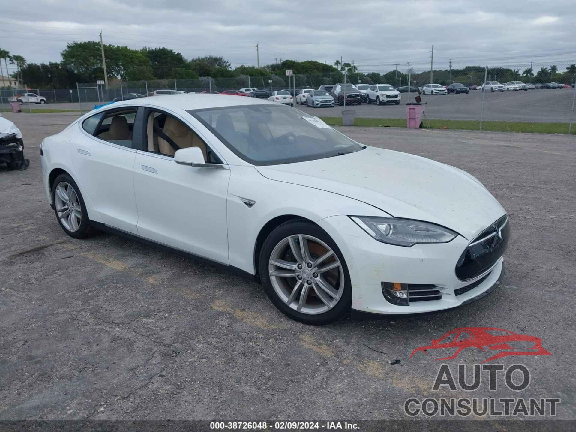 TESLA MODEL S 2016 - 5YJSA1E27GF128205