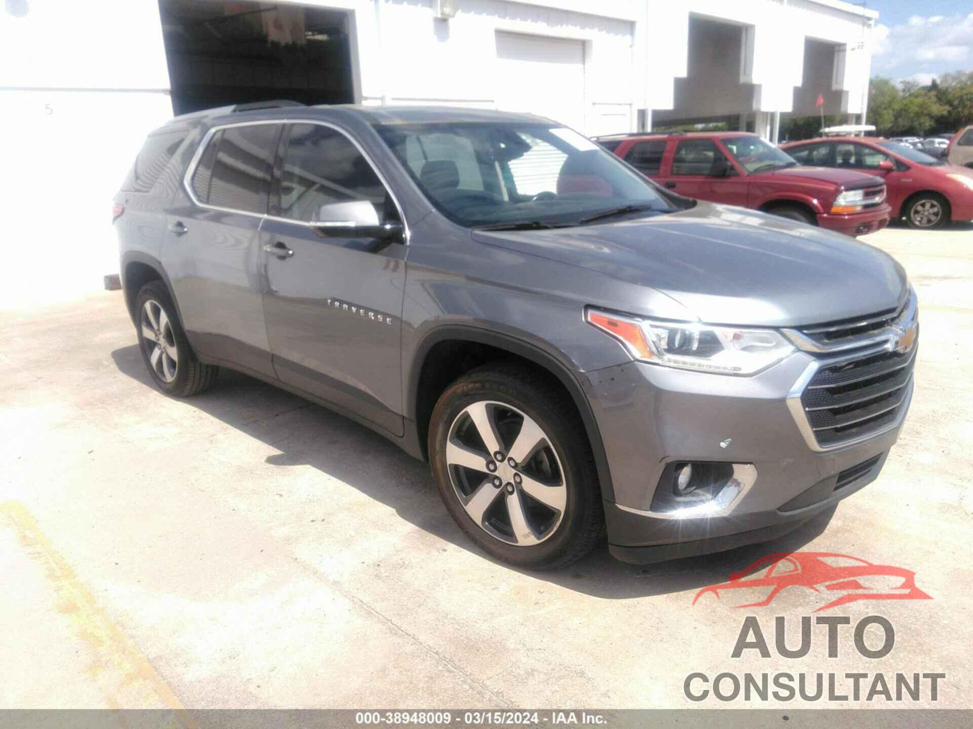 CHEVROLET TRAVERSE 2018 - 1GNERHKW2JJ279577