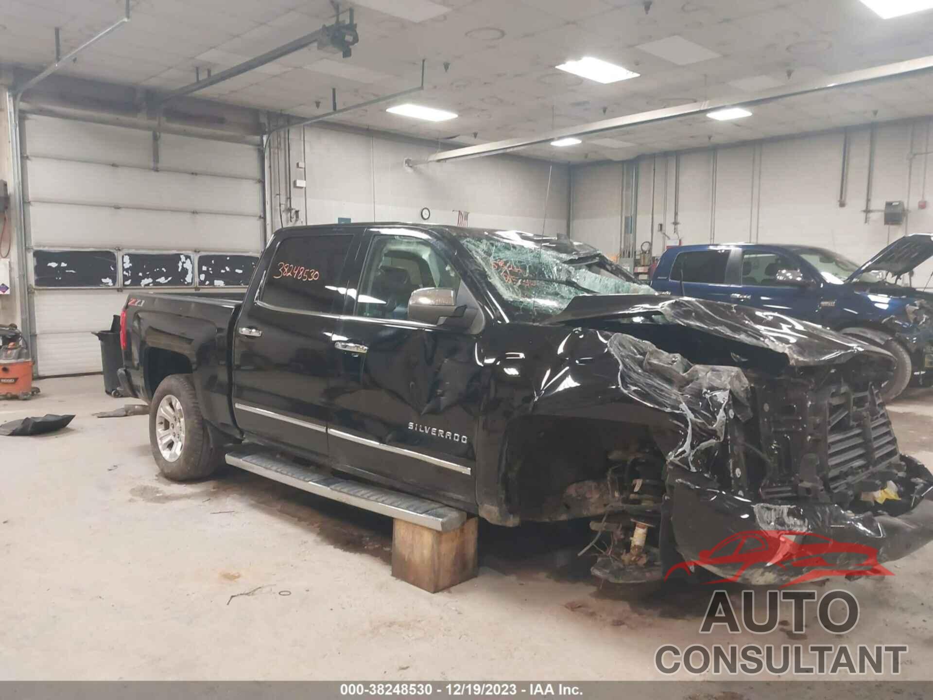 CHEVROLET SILVERADO 1500 2018 - 3GCUKSEC2JG357364