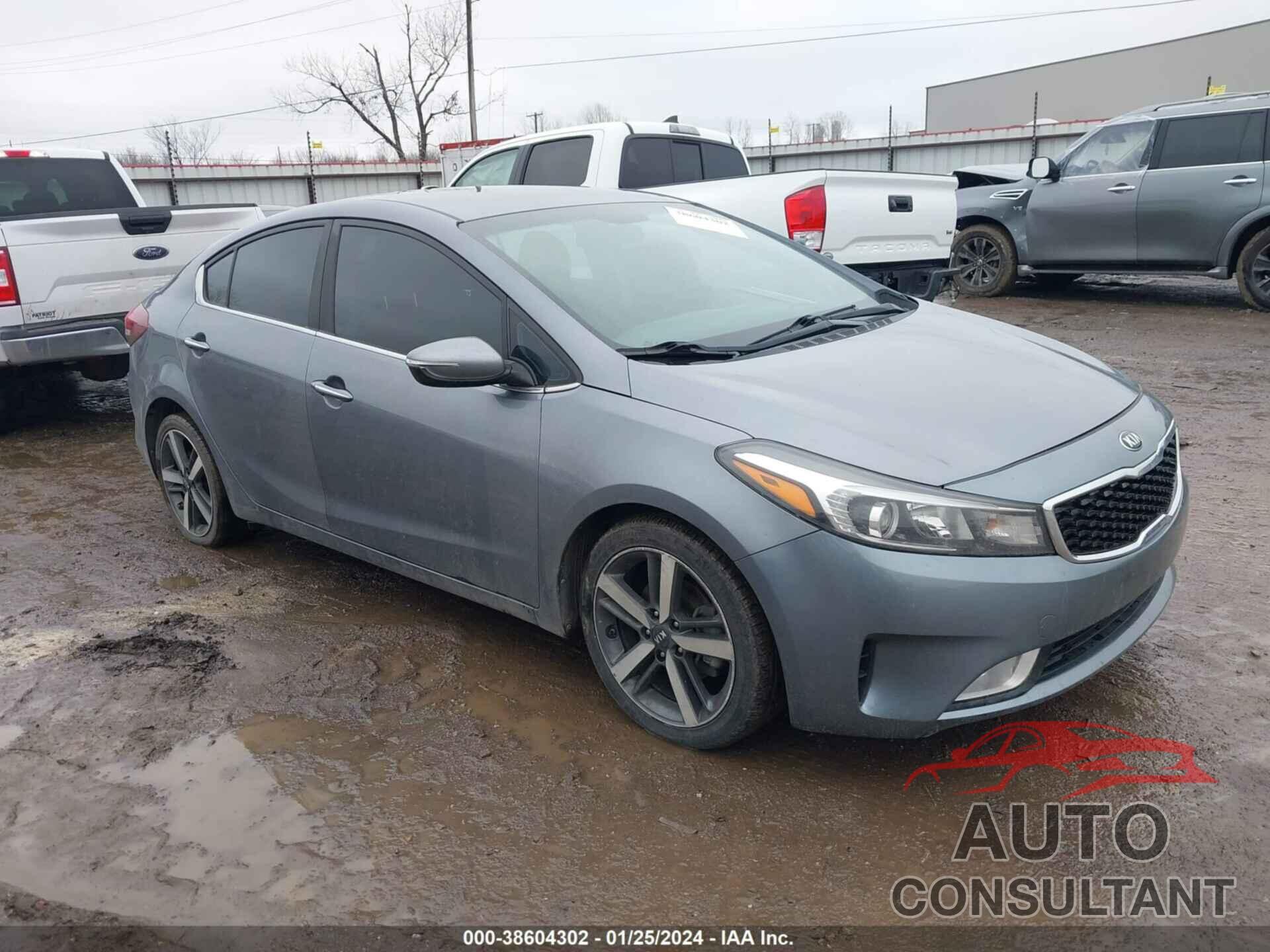 KIA FORTE 2018 - 3KPFL4A81JE249459