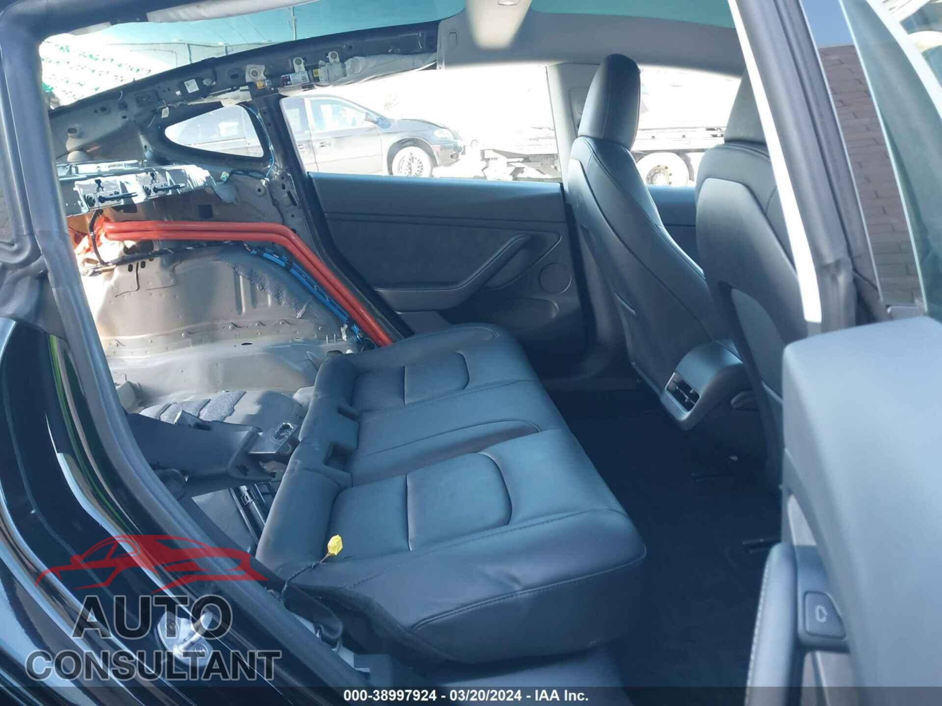 TESLA MODEL 3 2023 - 5YJ3E1EA4PF598076
