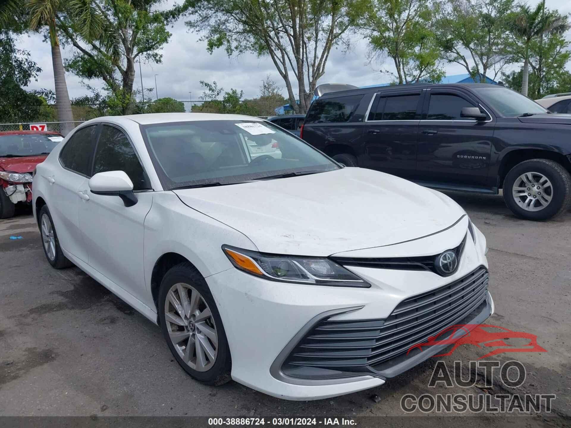 TOYOTA CAMRY 2023 - 4T1C11AK6PU798521