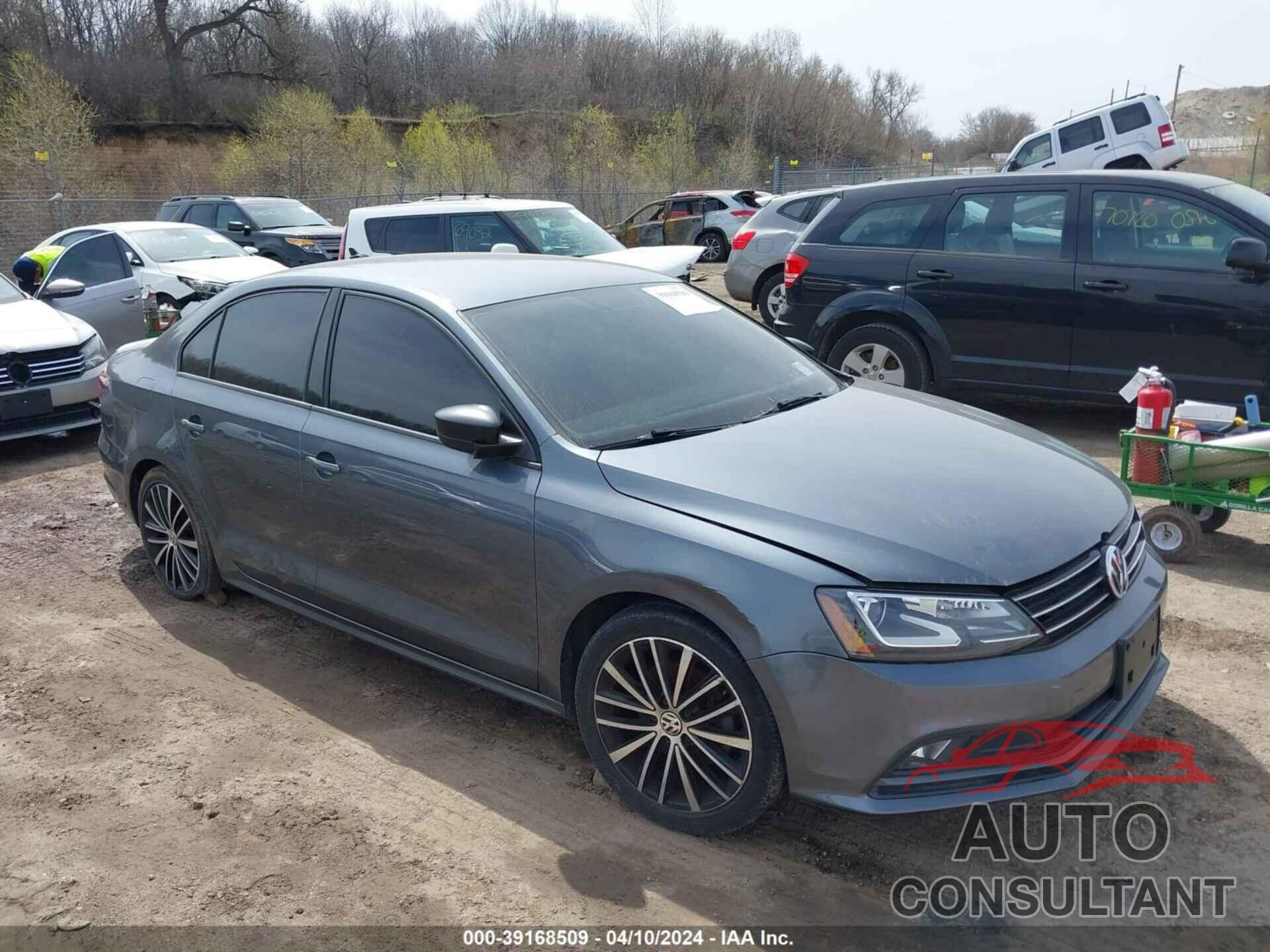 VOLKSWAGEN JETTA 2016 - 3VWD17AJ5GM260025