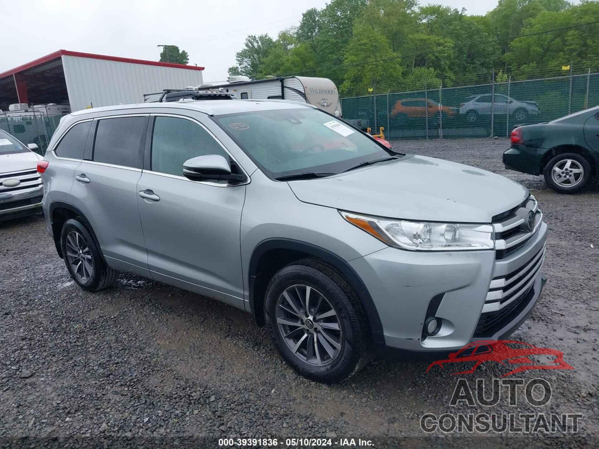 TOYOTA HIGHLANDER 2017 - 5TDJZRFH6HS433214