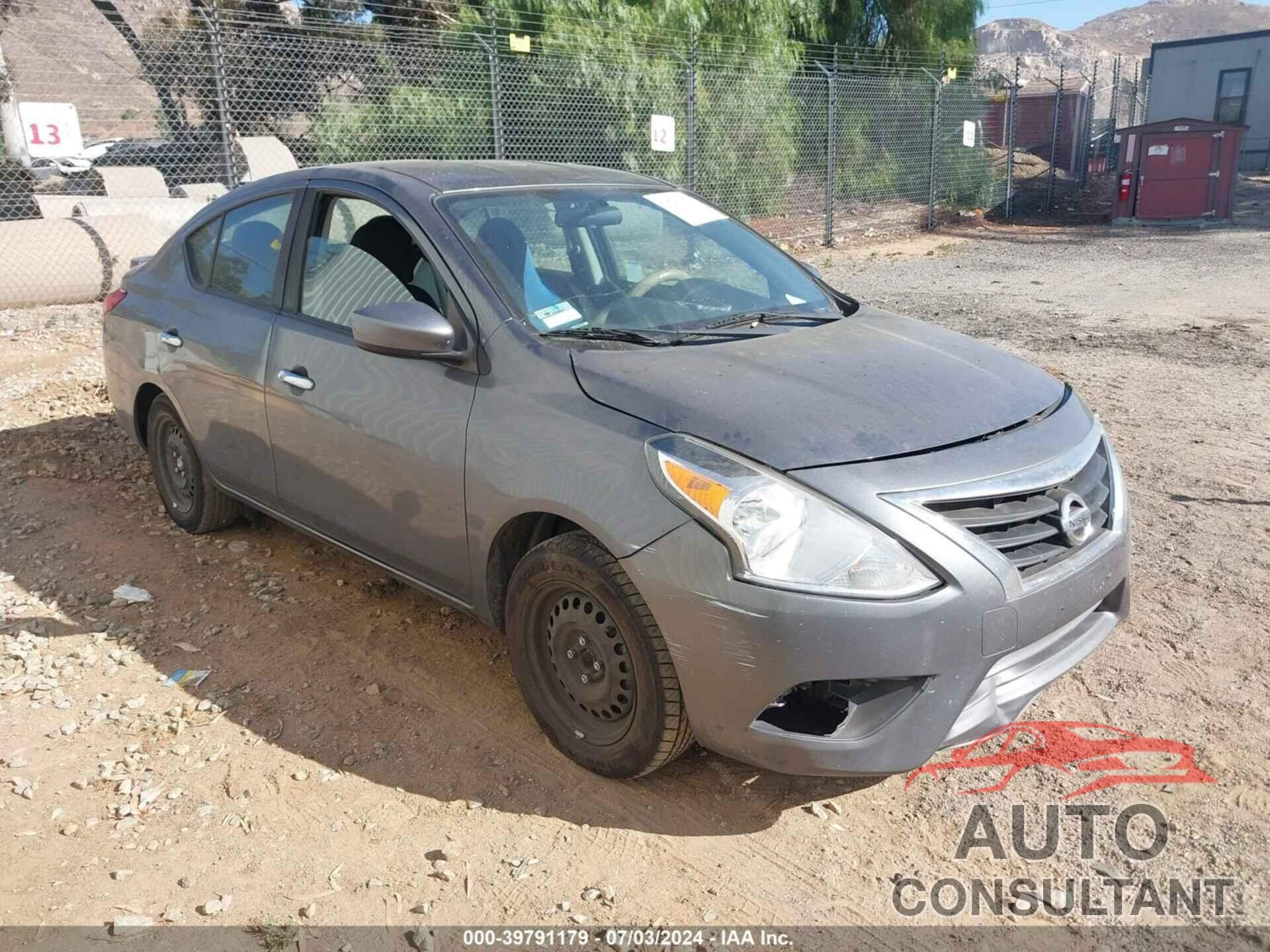 NISSAN VERSA 2018 - 3N1CN7AP3JL803976