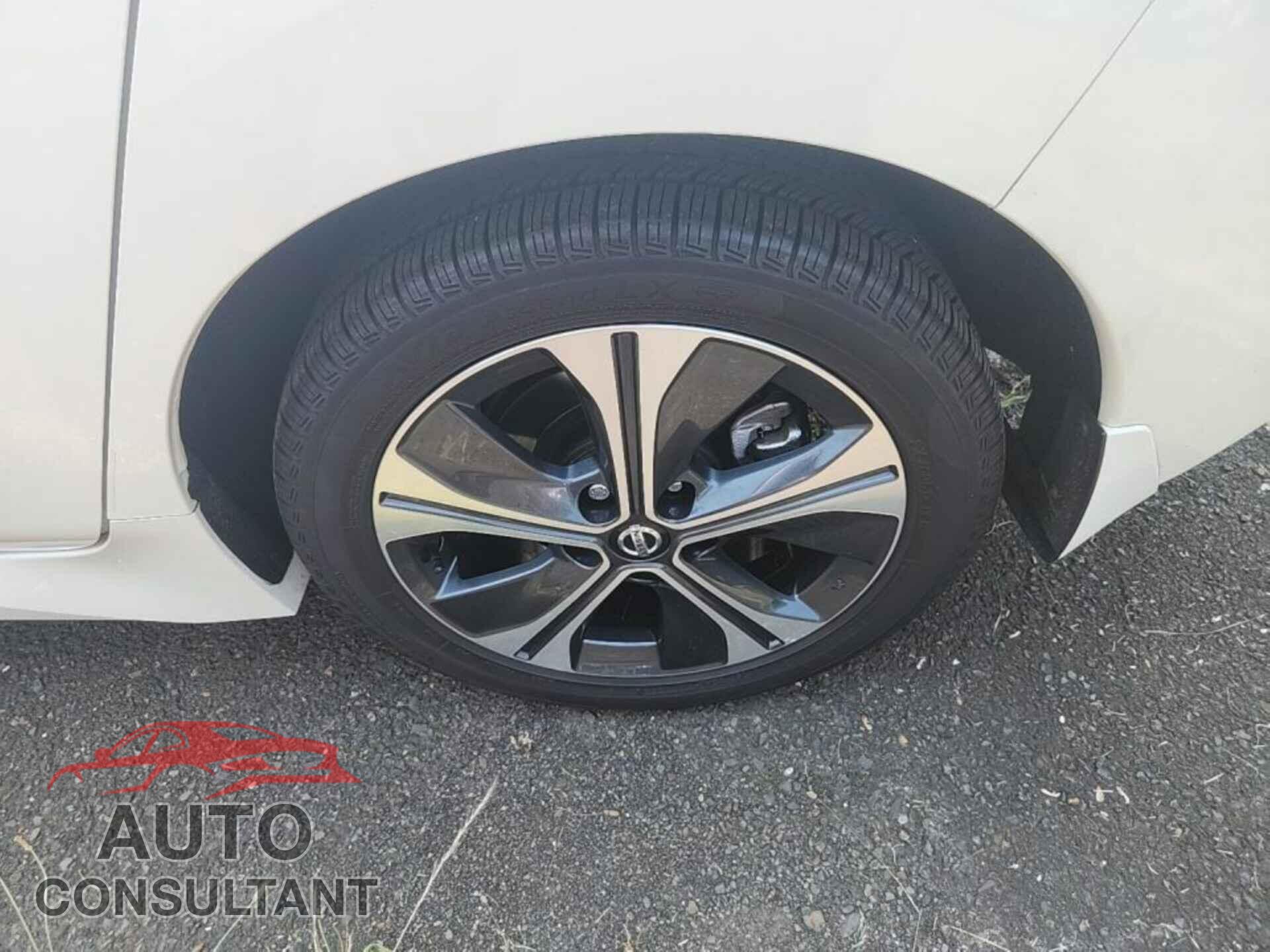 NISSAN LEAF 2020 - 1N4BZ1DP4LC311564