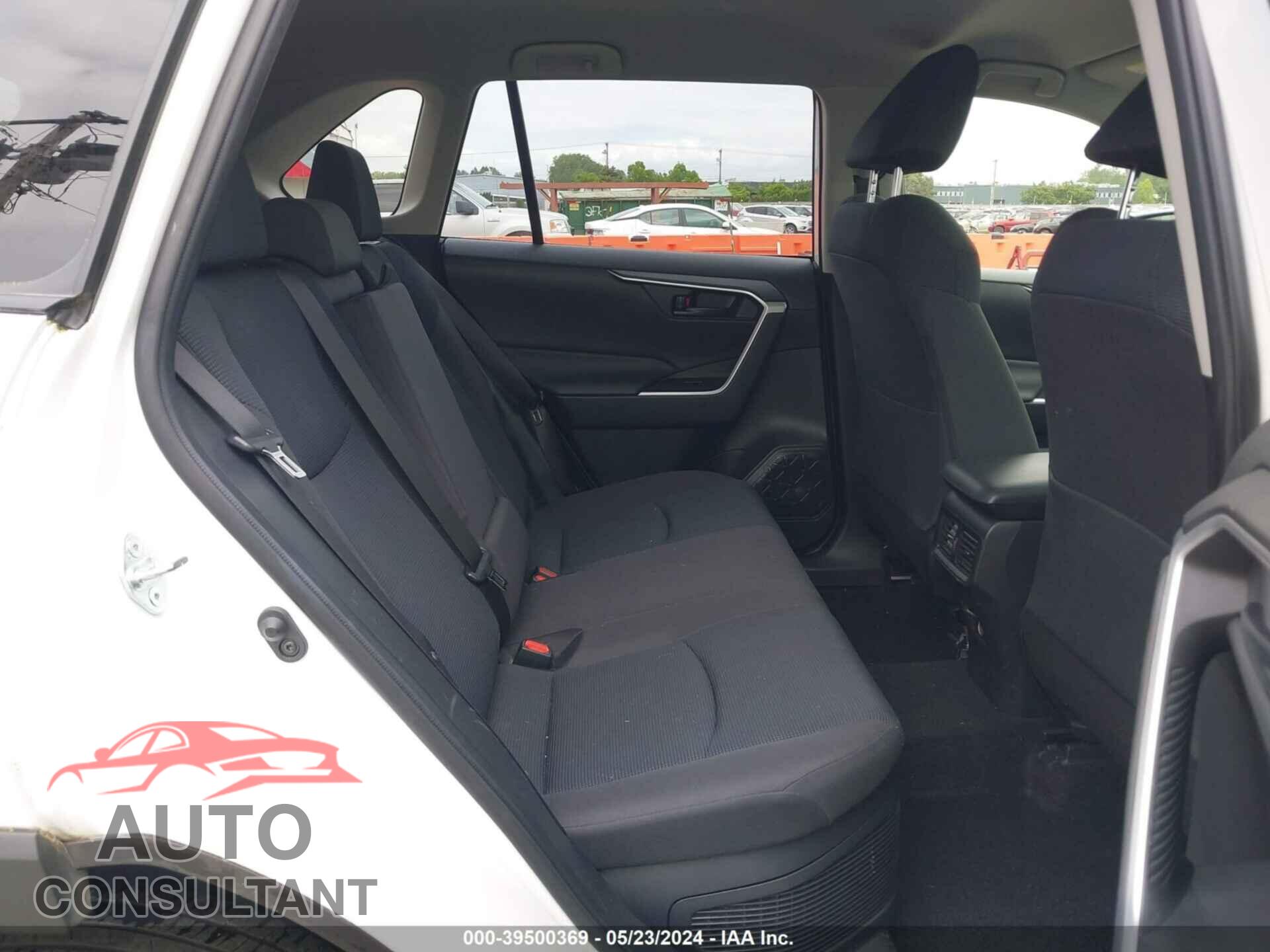 TOYOTA RAV4 2021 - JTMM6RFV5MD018564