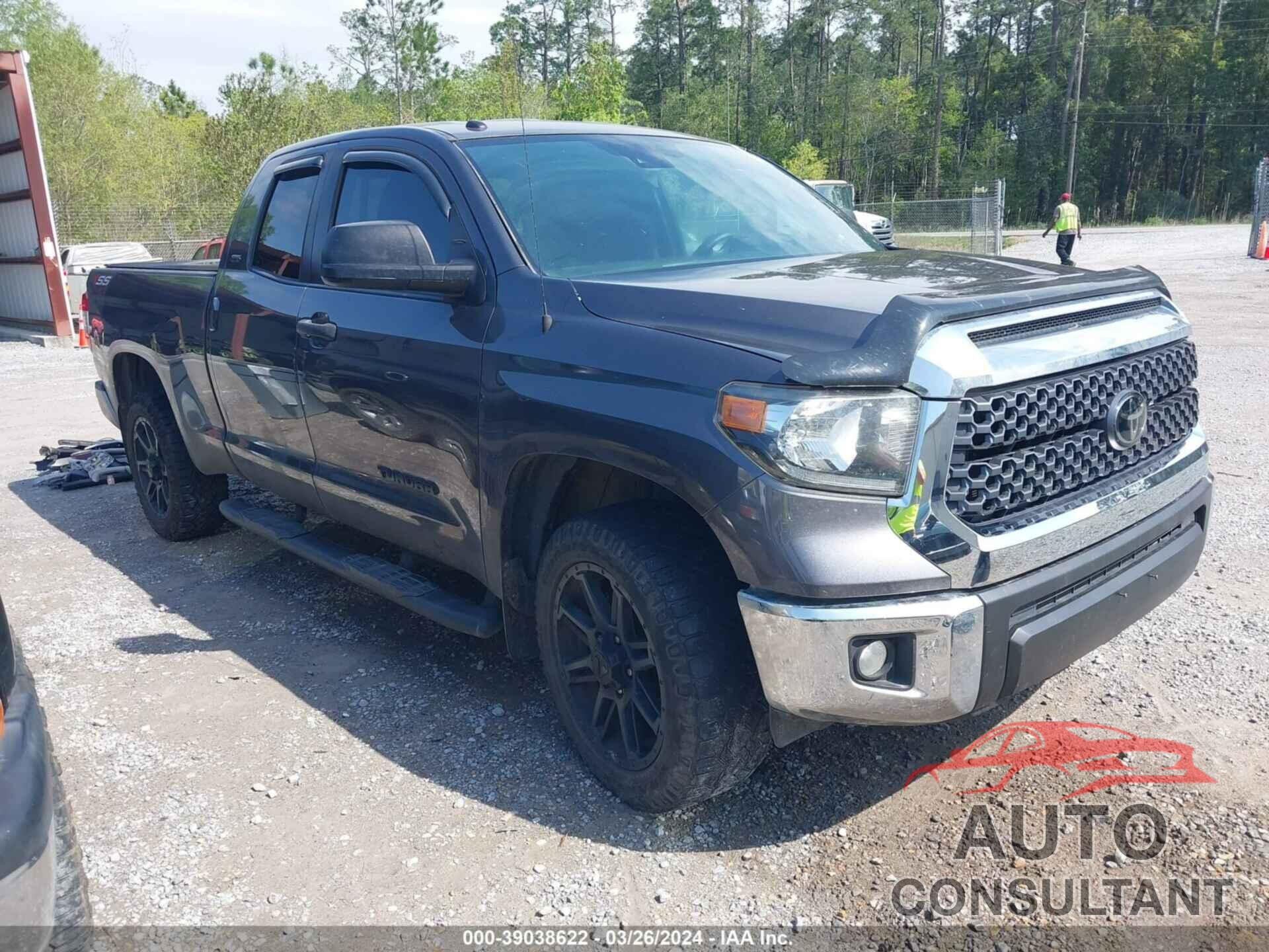 TOYOTA TUNDRA 2019 - 5TFRM5F18KX137853