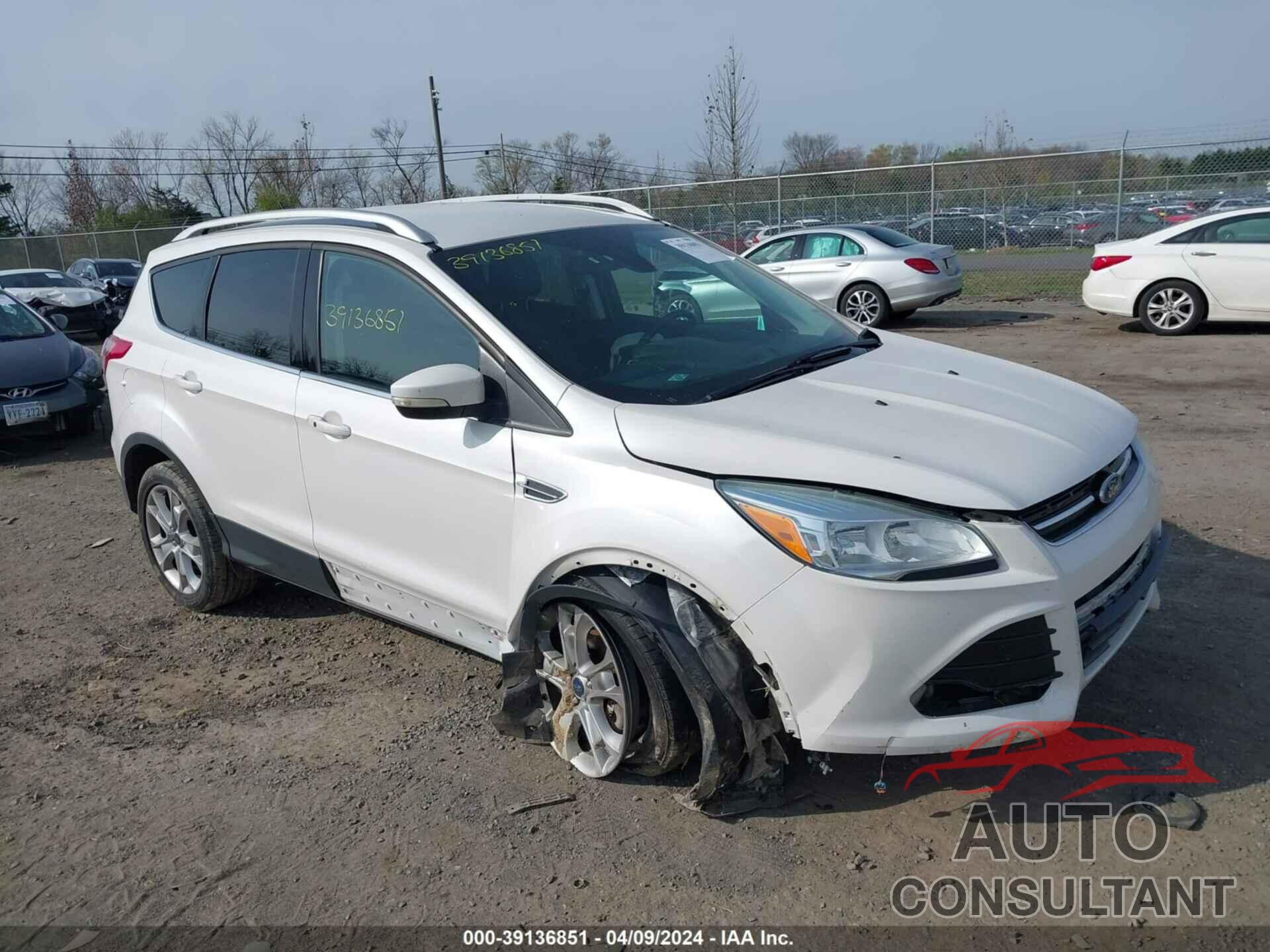 FORD ESCAPE 2016 - 1FMCU9JX3GUB05275