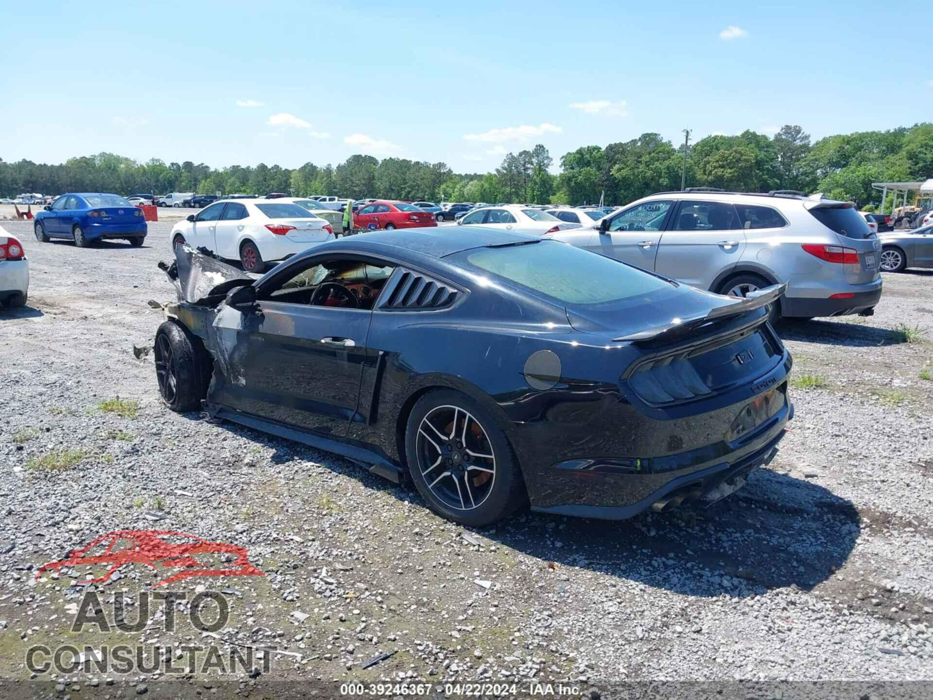 FORD MUSTANG 2018 - 1FA6P8CF9J5120779