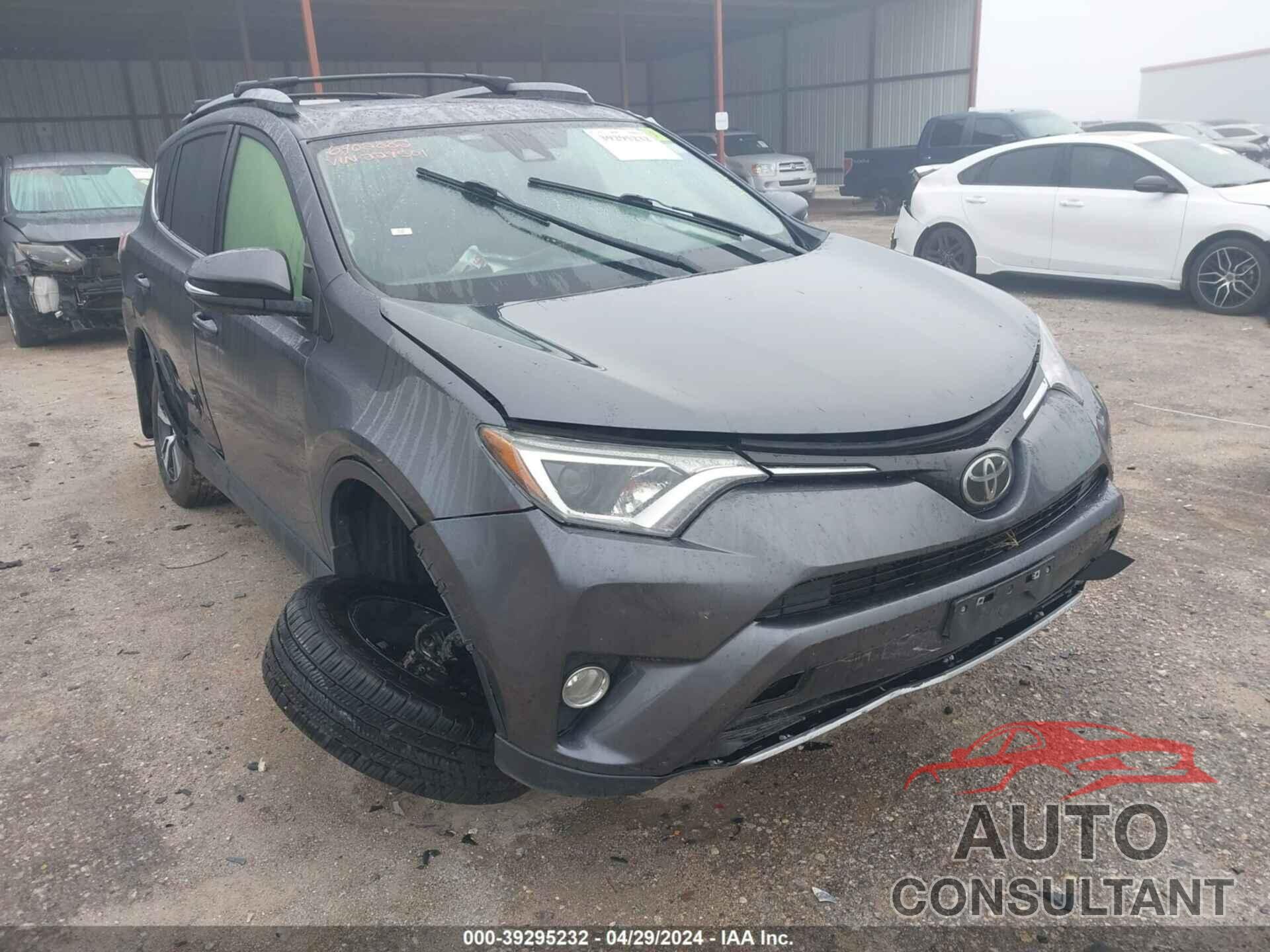 TOYOTA RAV4 2018 - JTMRFREV2JD229501