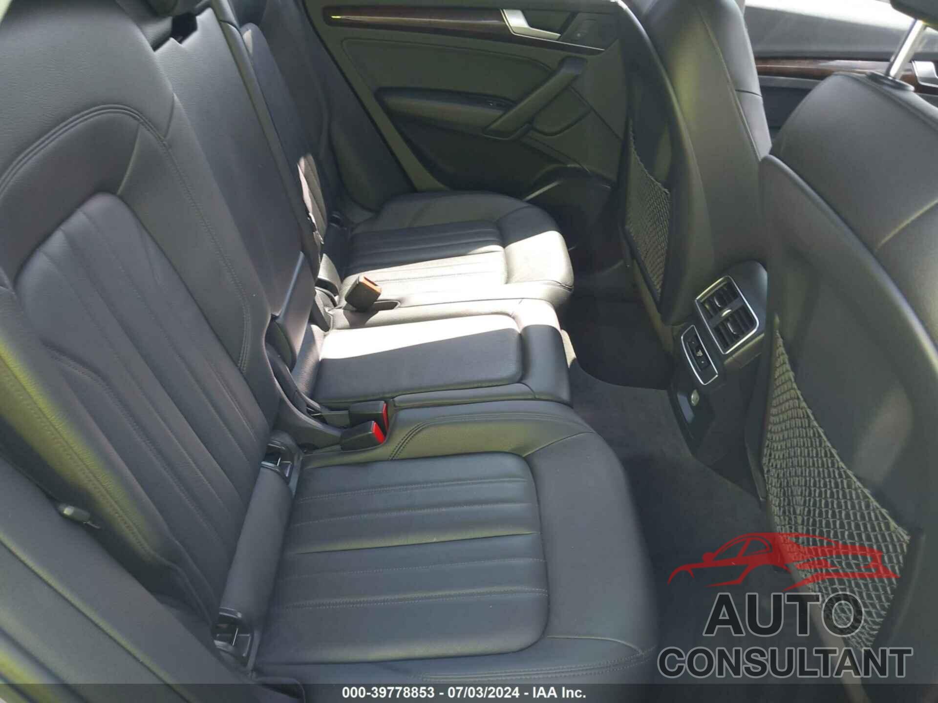 AUDI Q5 2018 - WA1ANAFY4J2108727