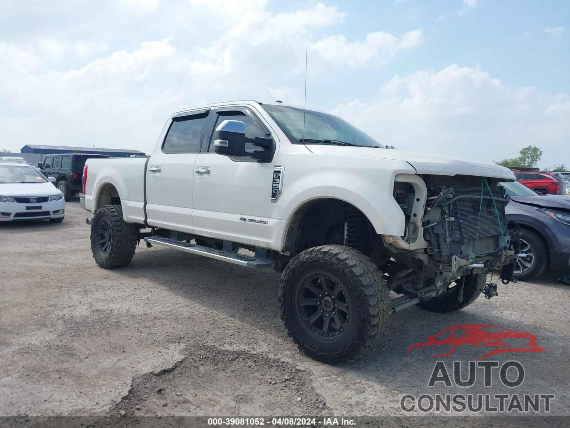 FORD F-350 2017 - 1FT8W3BT6HEE10875