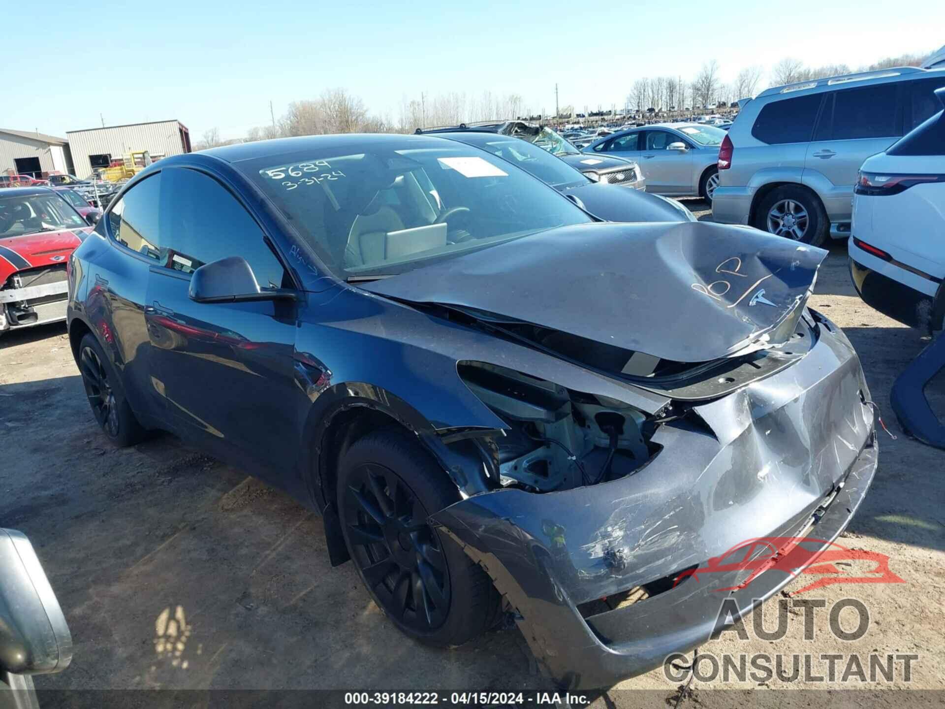 TESLA MODEL Y 2024 - 7SAYGDEE5RA225684